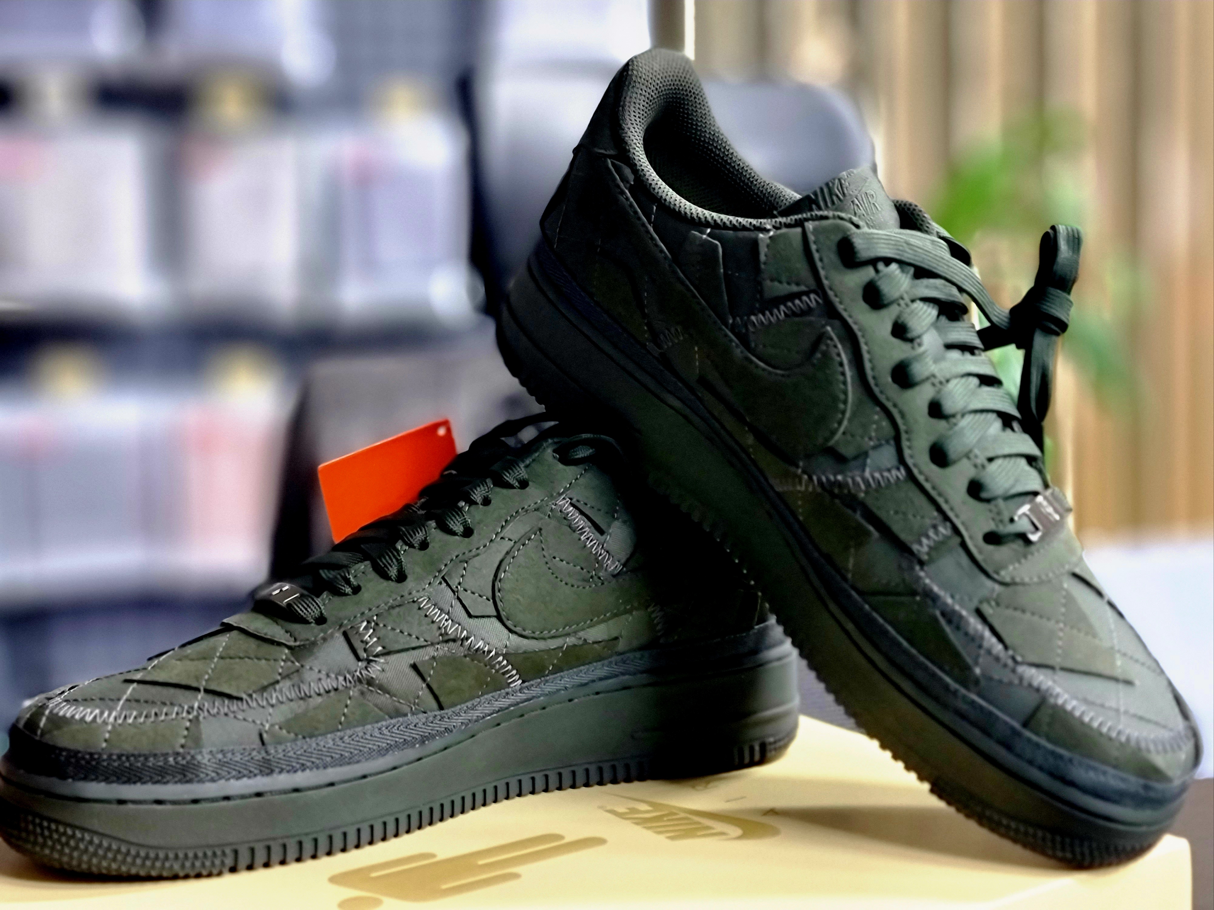 Nike x Billie Eilish Air Force 1 Low '07 SP Sequoia 착용 스타일