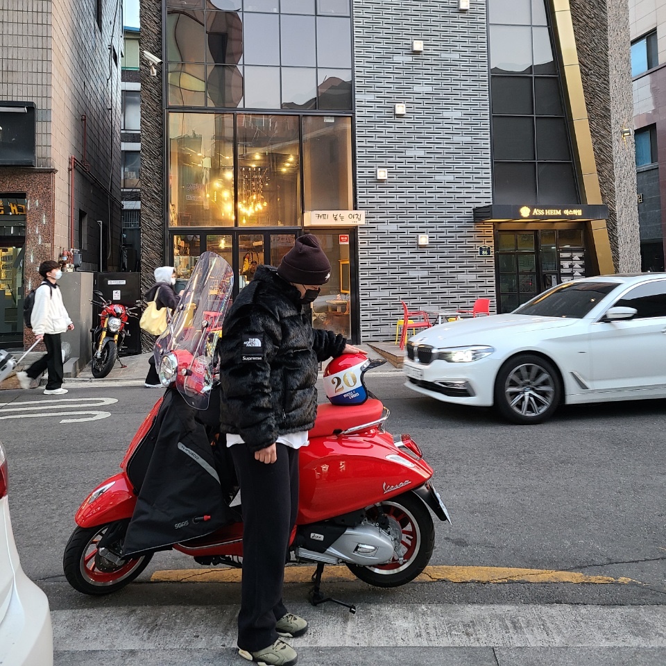 Supreme x The North Face Faux Fur Nuptse Jacket Black - 20FW, Nike x Stussy Cuff Beanie Black 착용 스타일 - 1