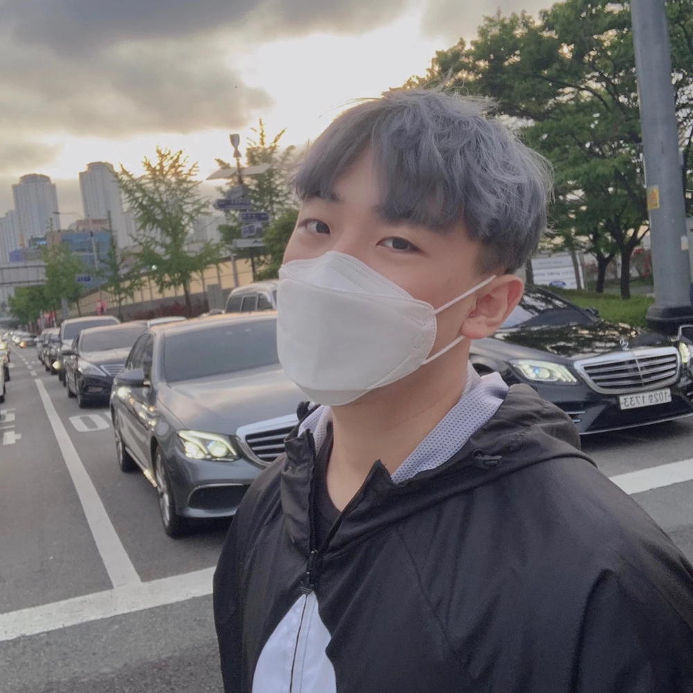 KREAM 프로필 이미지