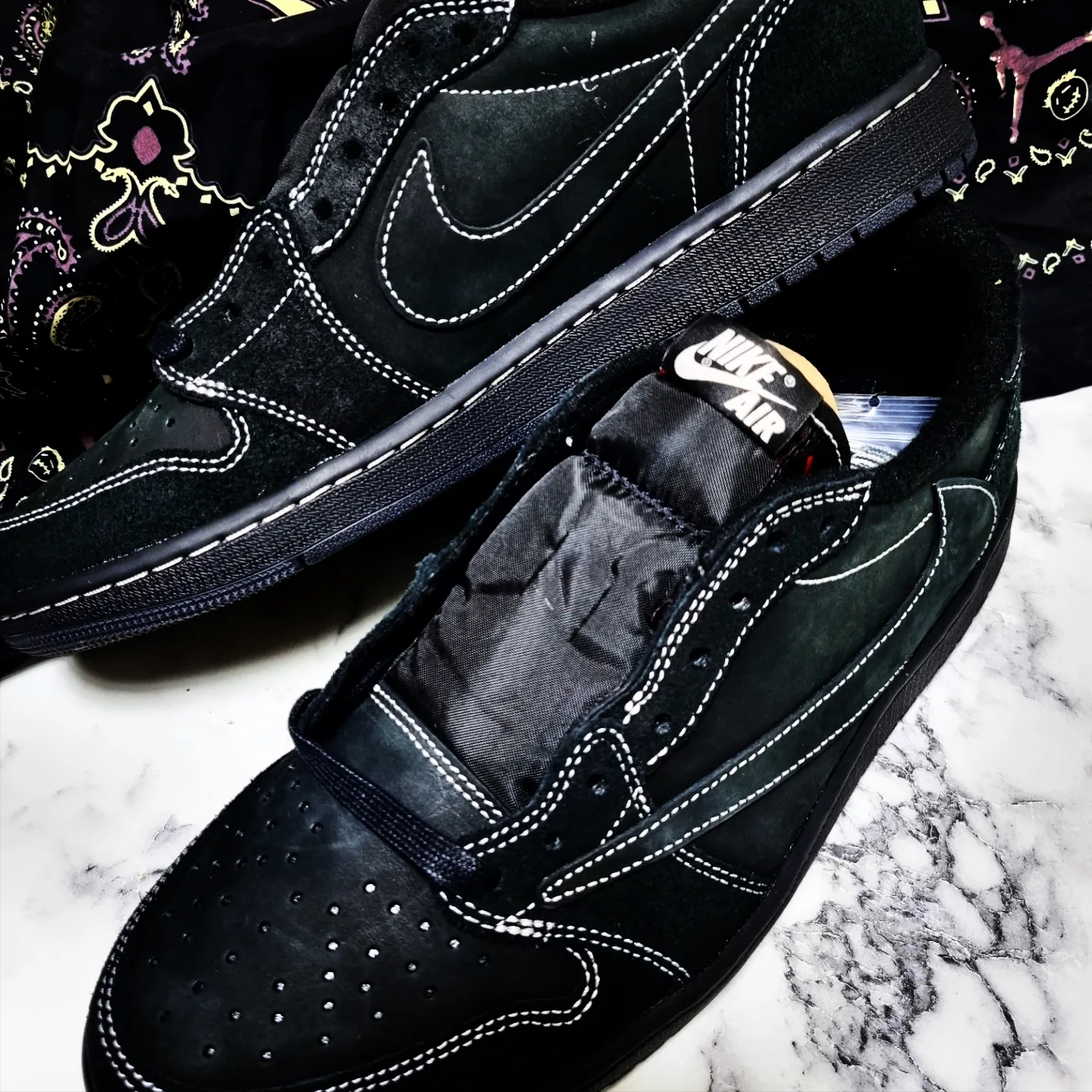 Jordan 1 x Travis Scott Retro Low OG SP Black Phantom 착용 스타일