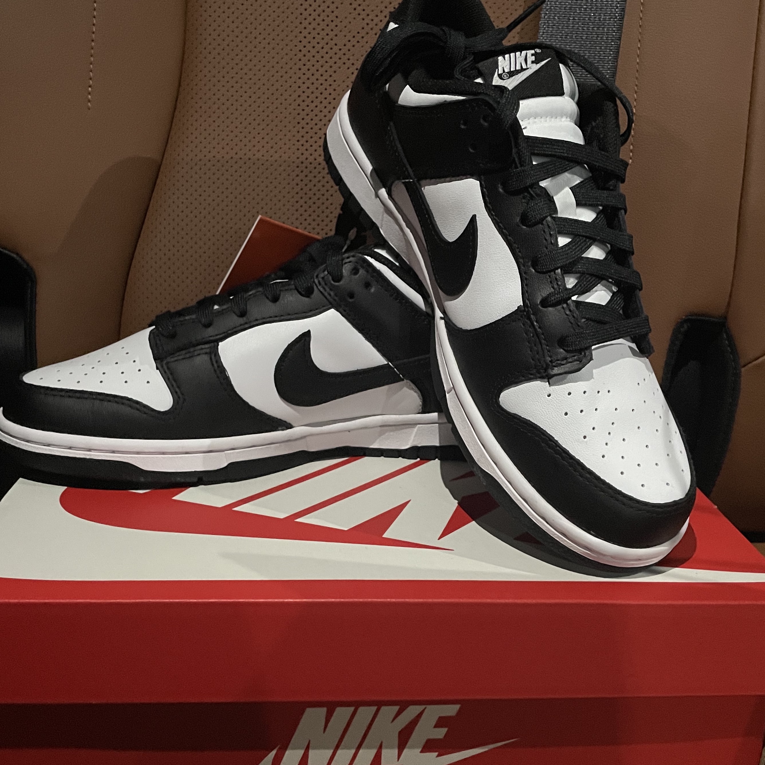 Nike Dunk Low Retro Black 착용 스타일