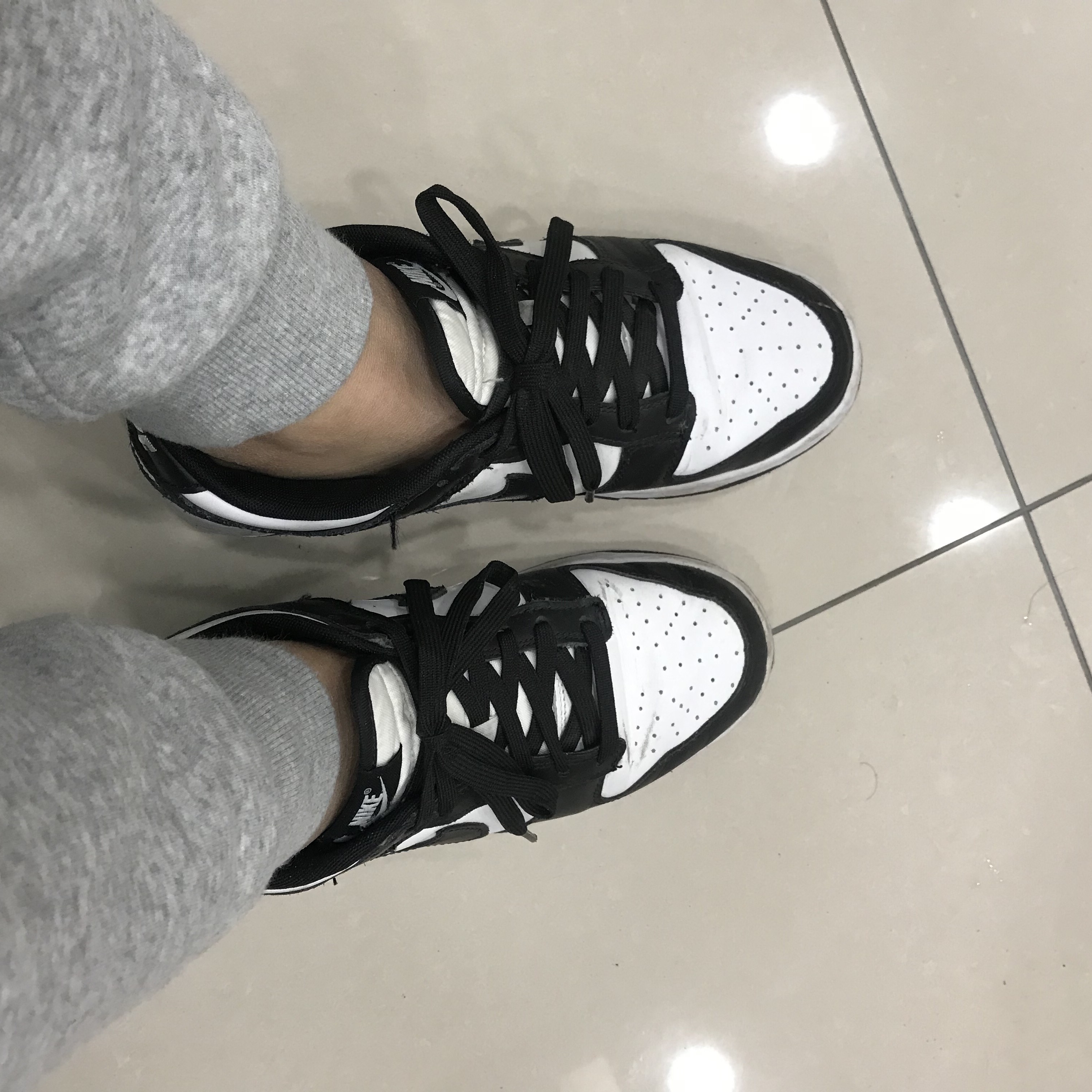 Nike Dunk Low Retro Black 착용 스타일
