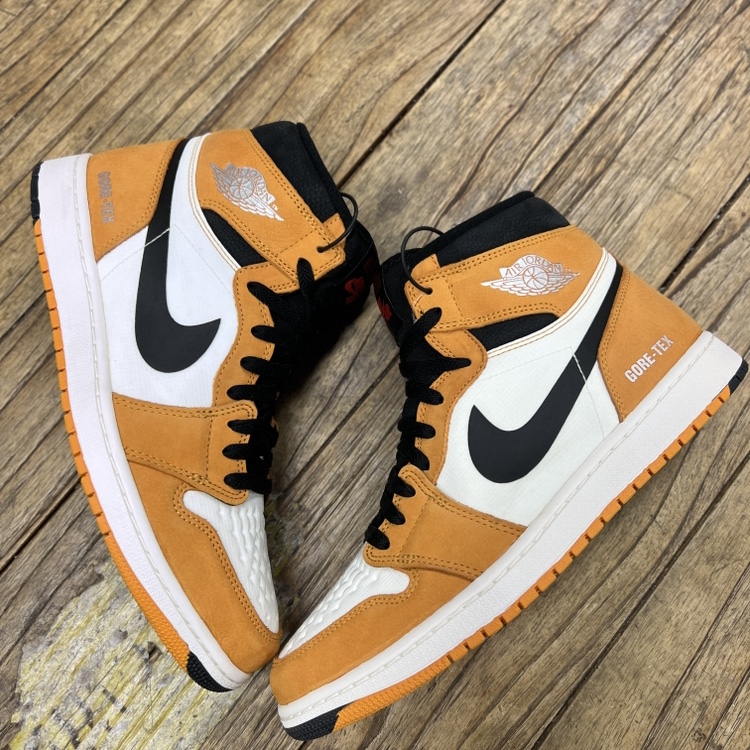 Jordan 1 Element Gore-Tex Light Curry 착용 스타일