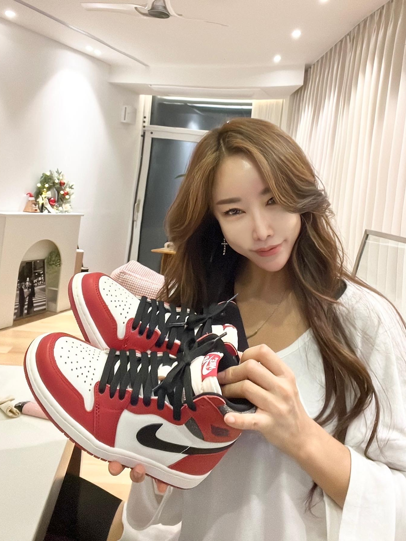 Jordan 1 Retro High OG Chicago 2022 착용 스타일 - 3