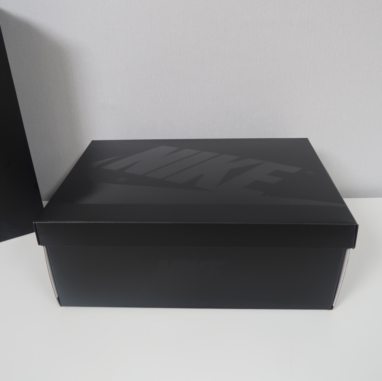 Jordan 1 x Travis Scott Retro Low OG SP Black Phantom 착용 스타일 - 5