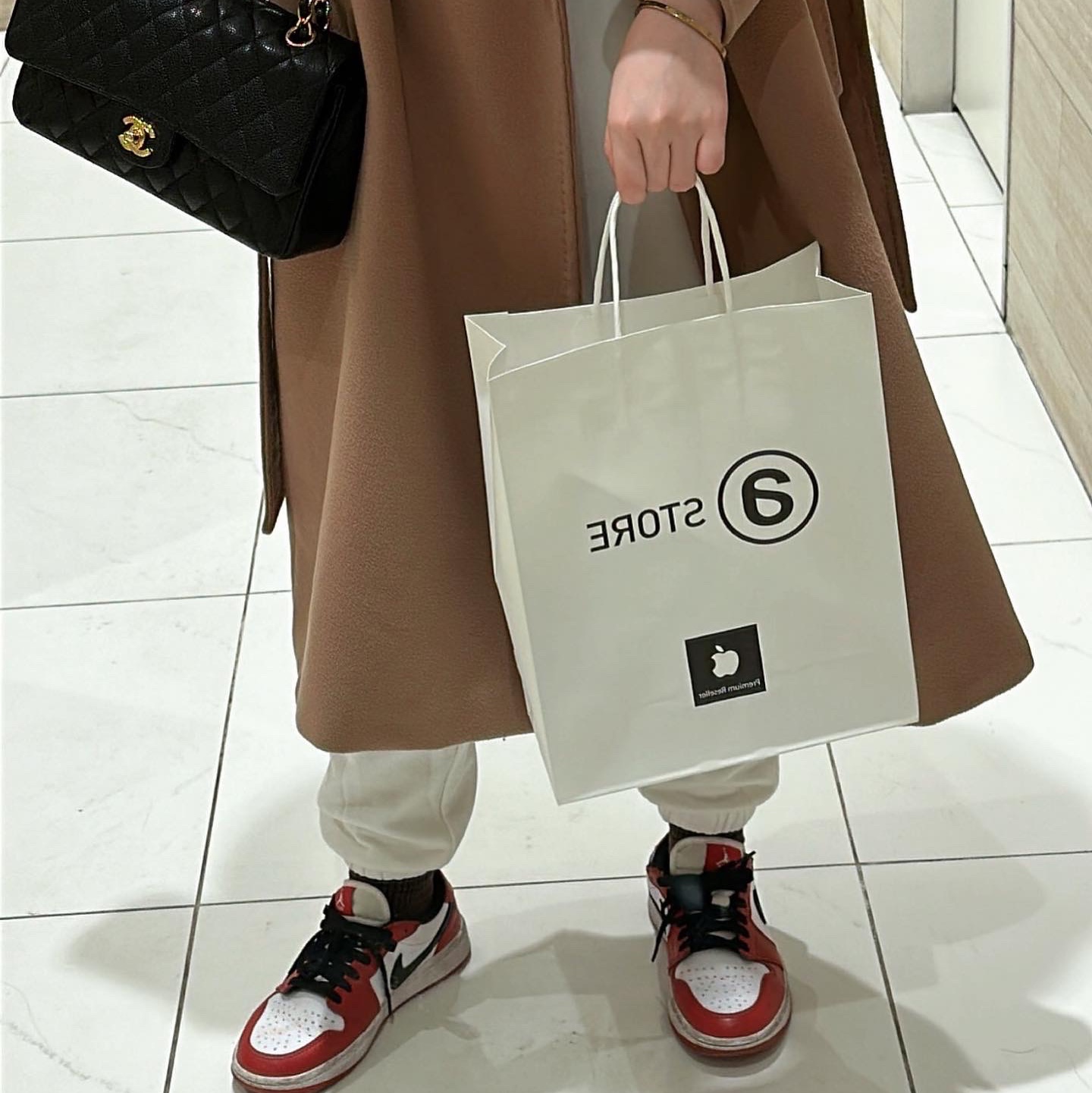 Jordan 1 Low Golf Chicago, Chanel Medium Classic Handbag Grained Calfskin & Gold Black 착용 스타일