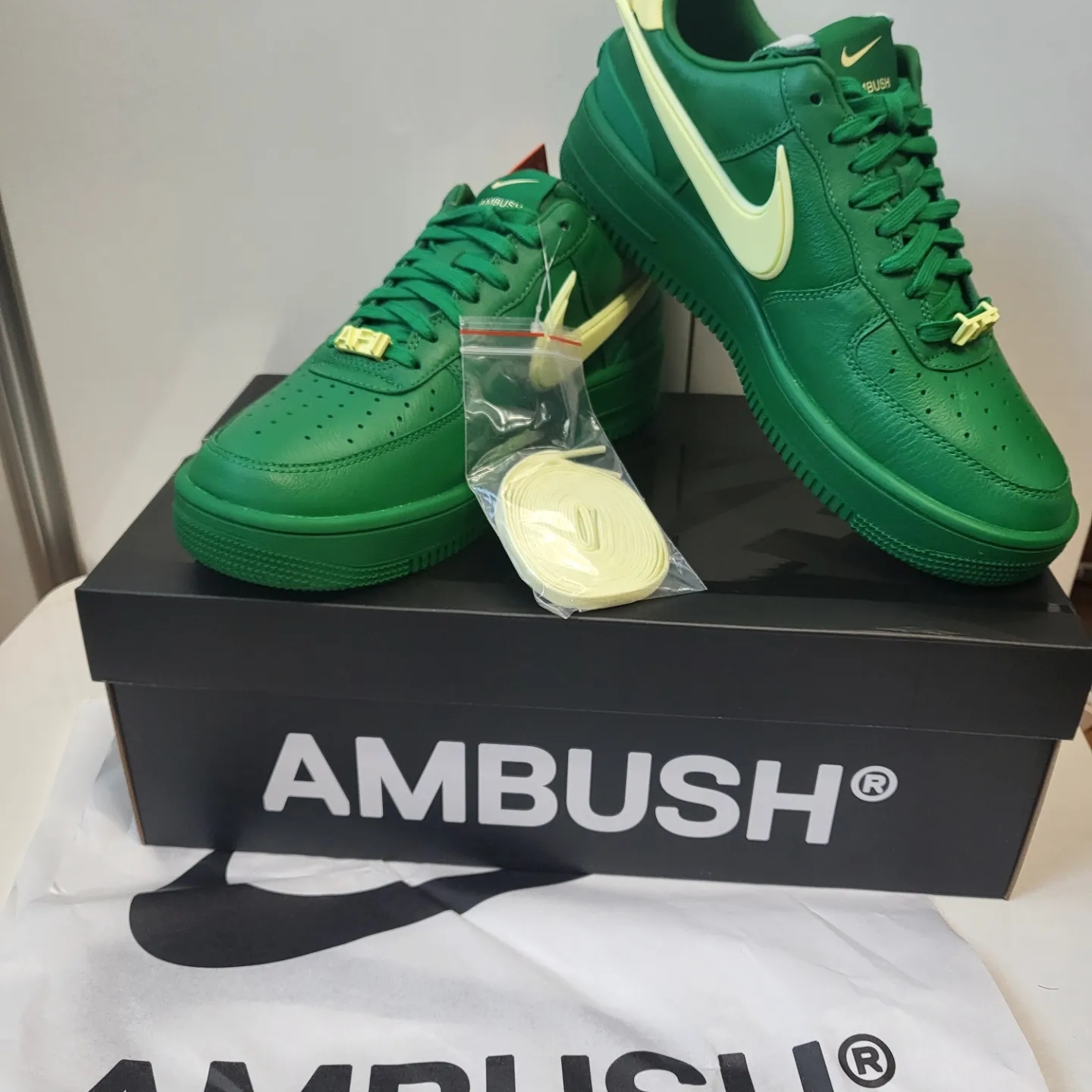 Nike x Ambush Air Force 1 Low SP Pine Green and Citron 착용 스타일