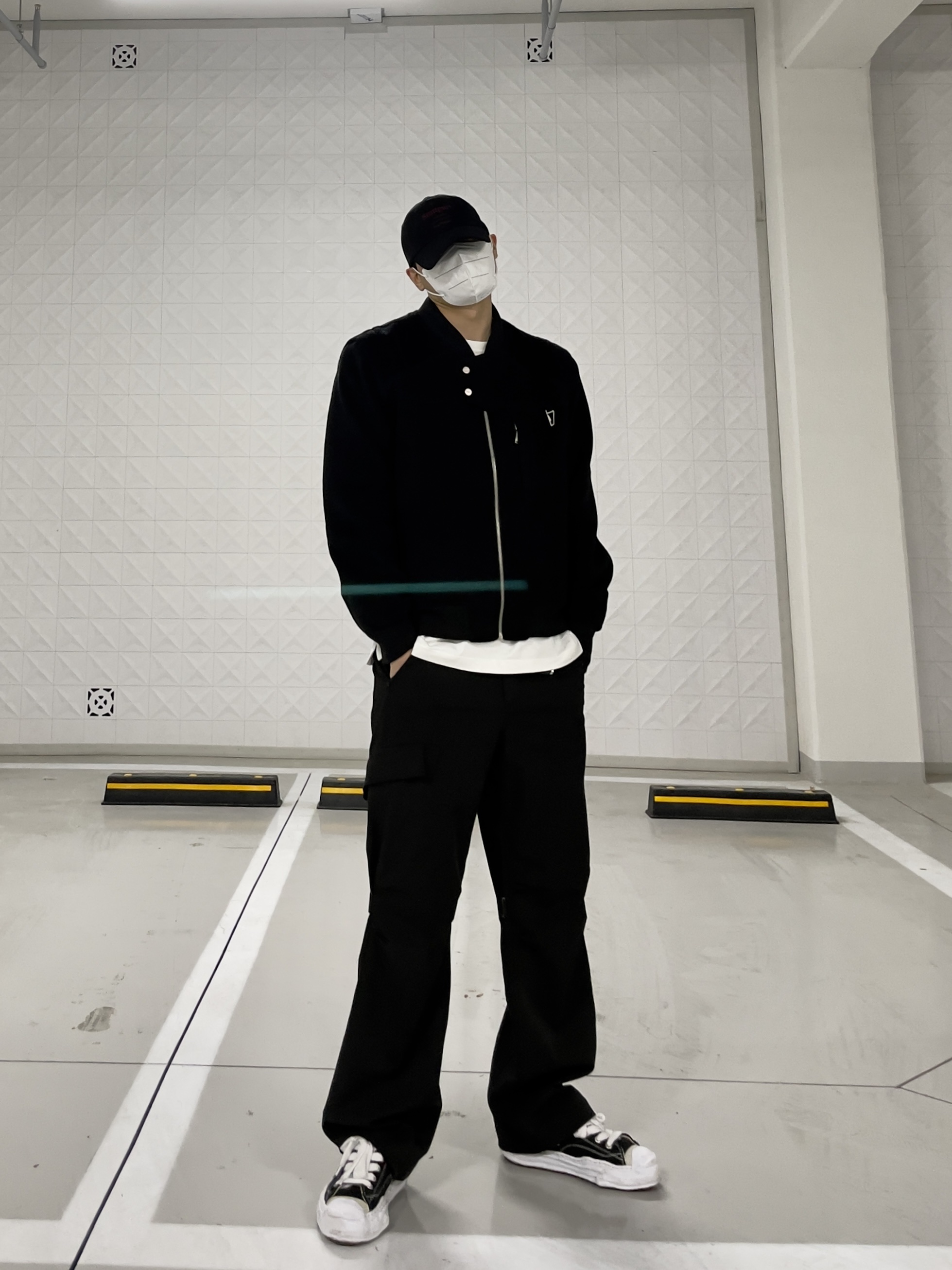 Maison Mihara Yasuhiro Hank OG Sole Canvas Low-top Sneakers Black, Undermycar Gaudin Alpaca Shoulder Wool Blouson Moonless Night - 22SS 착용 스타일