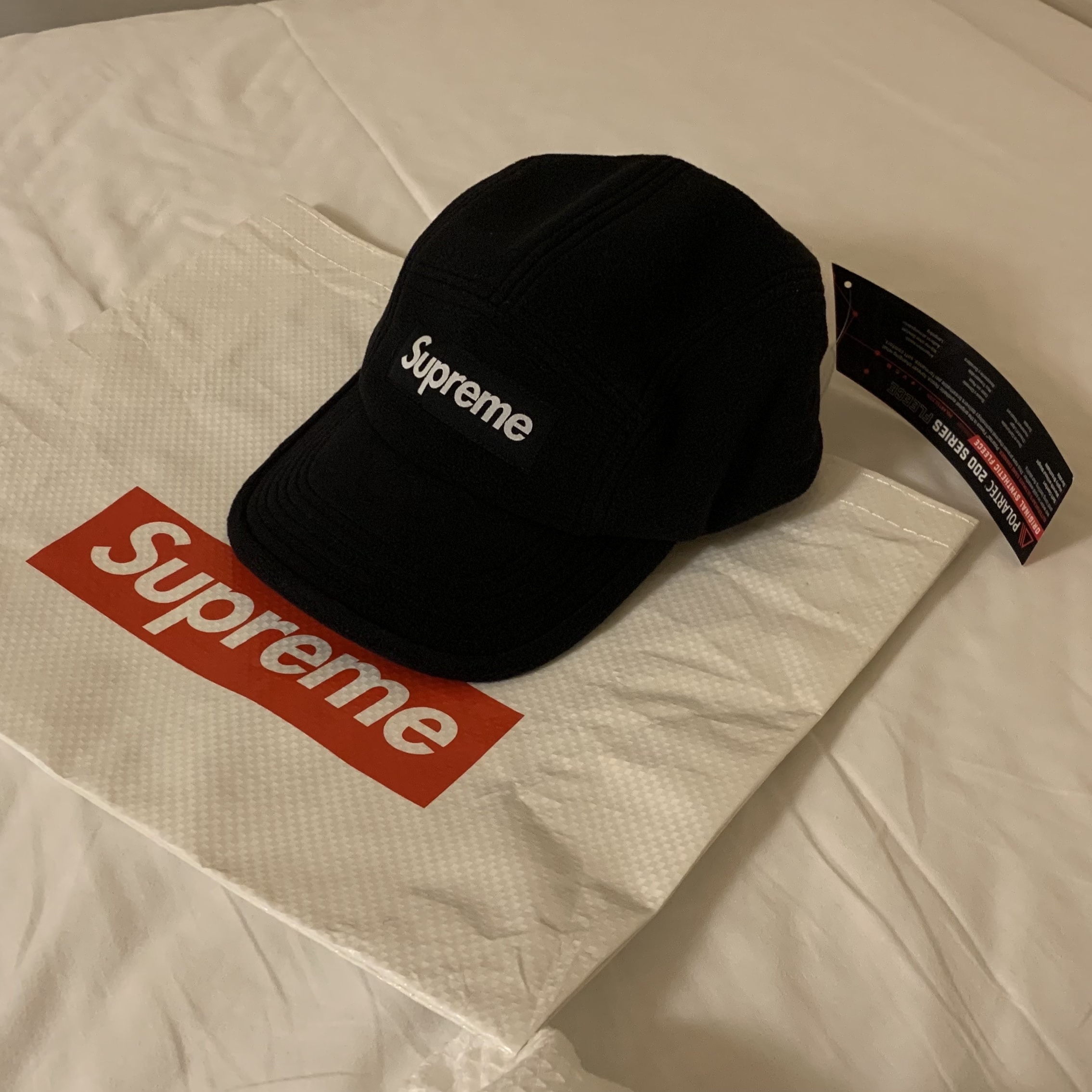 Supreme Polartec Camp Cap Black - 22FW, Supreme Gore-Tex Polartec Long Bill Camp Cap Black - 22SS 착용 스타일 - 3