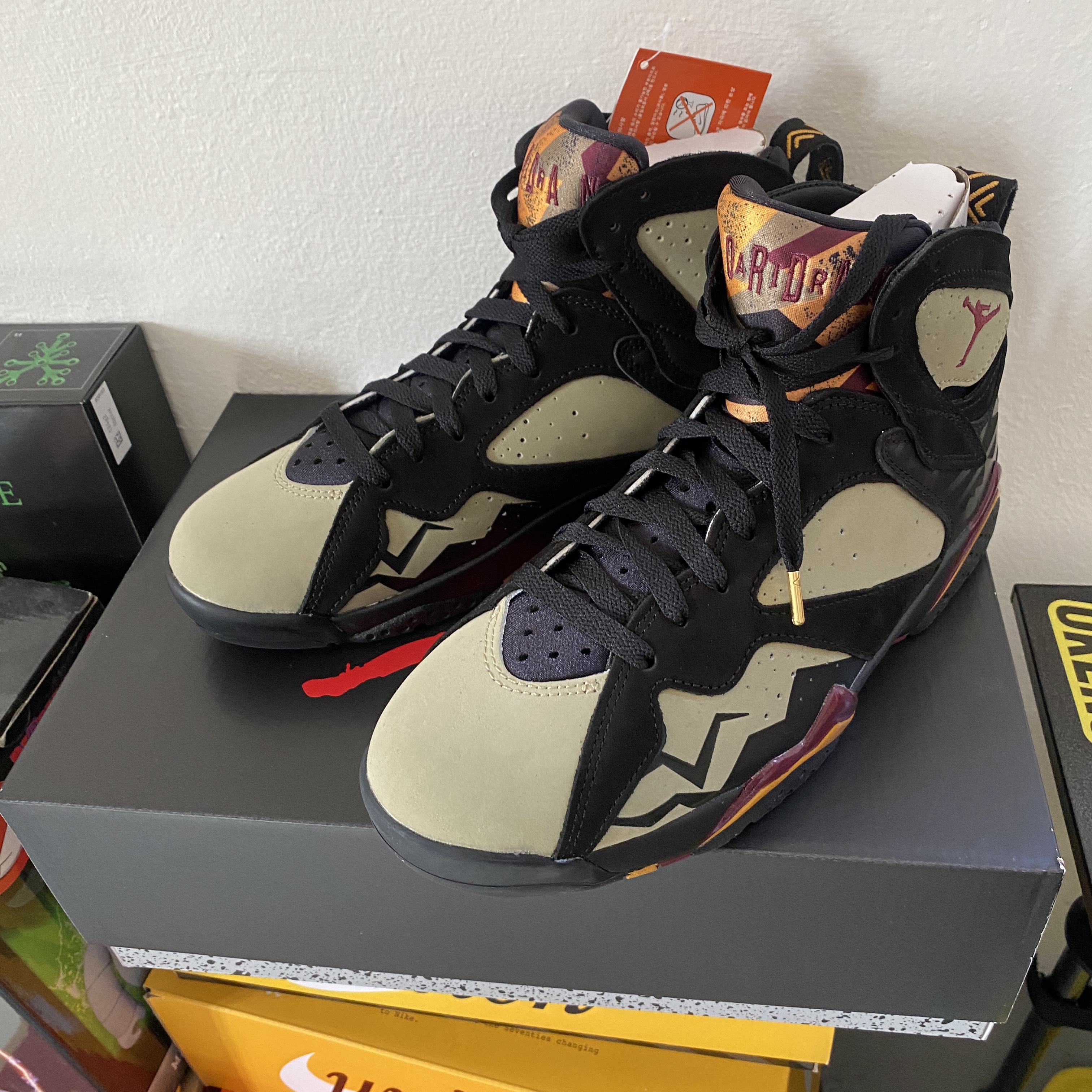Jordan 7 Retro SE Olive 착용 스타일