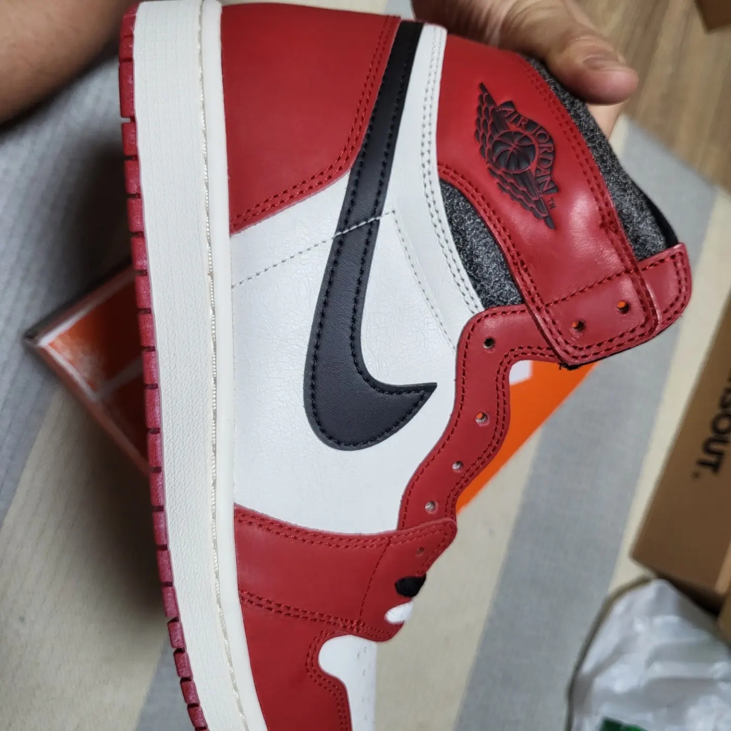 Jordan 1 Retro High OG Chicago 2022 착용 스타일 - 2