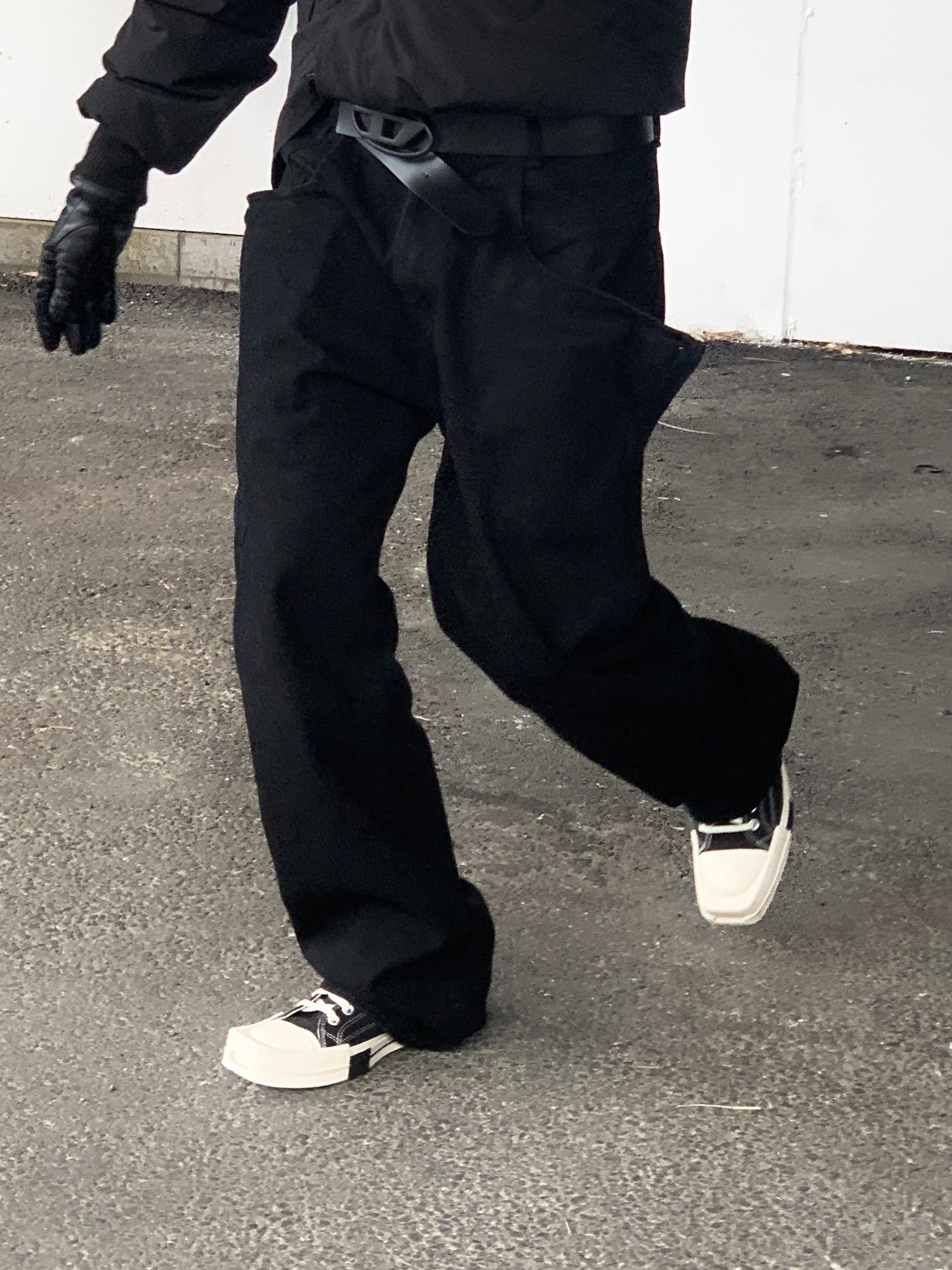 Converse x Drkshdw Turbodrk Chuck 70 Hi Black 착용 스타일 - 4