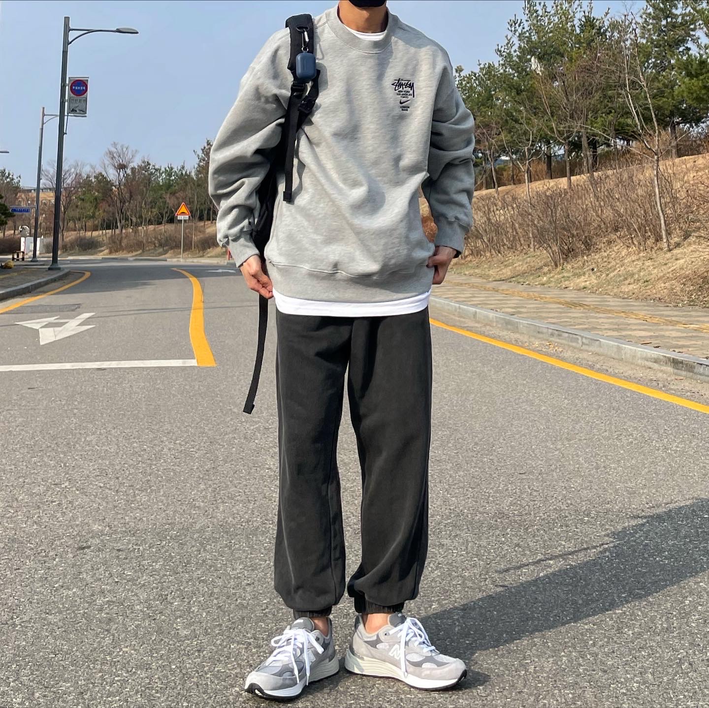 New Balance 992 Made in USA Grey - D Standard, Nike x Stussy NRG ZR Fleece Crewneck Heather Grey - US/EU 착용 스타일 - 1