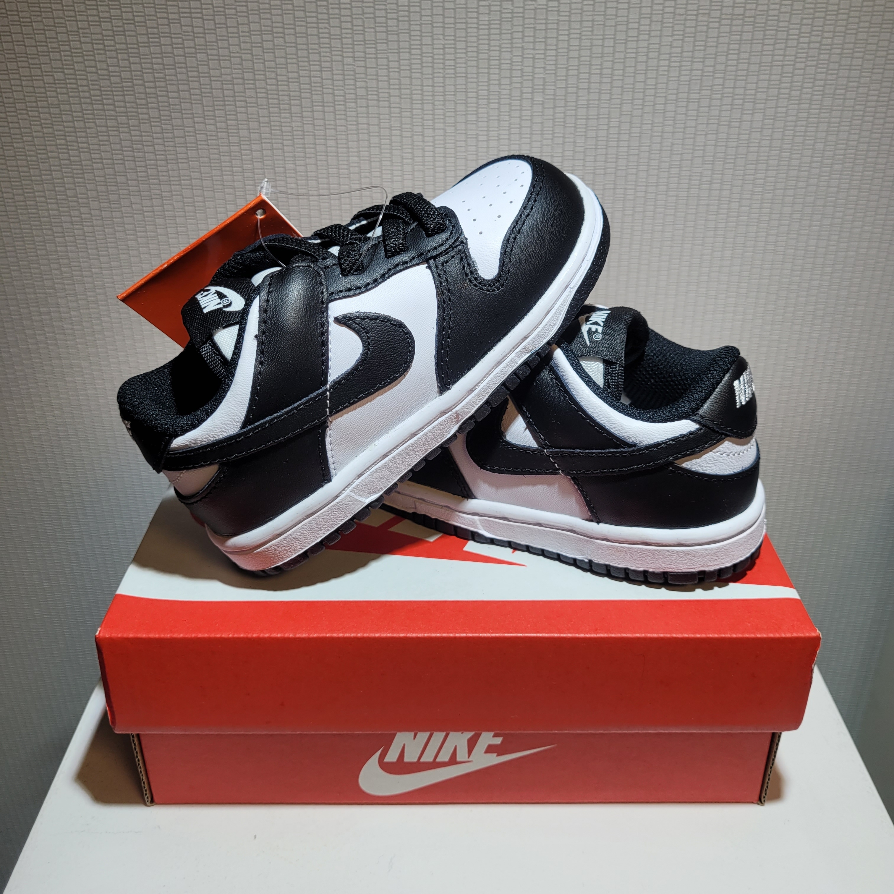 (TD) Nike Dunk Low Black 착용 스타일