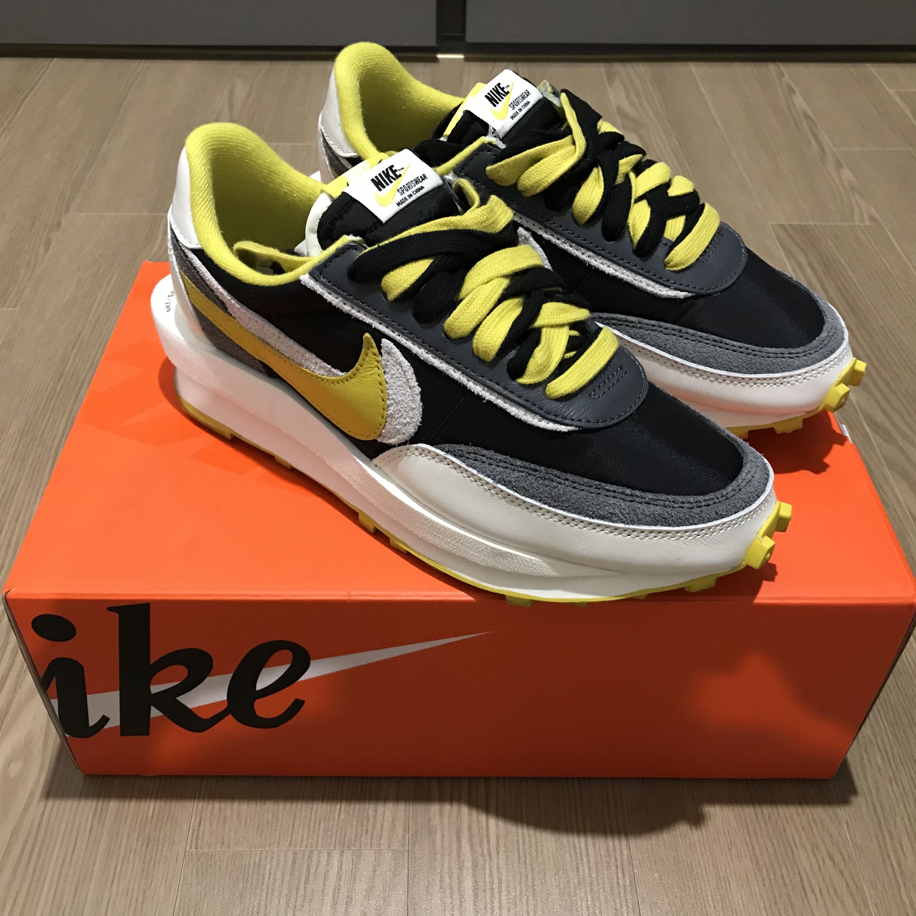 Nike x Sacai x Undercover LDWaffle Black Bright Citron 착용 스타일