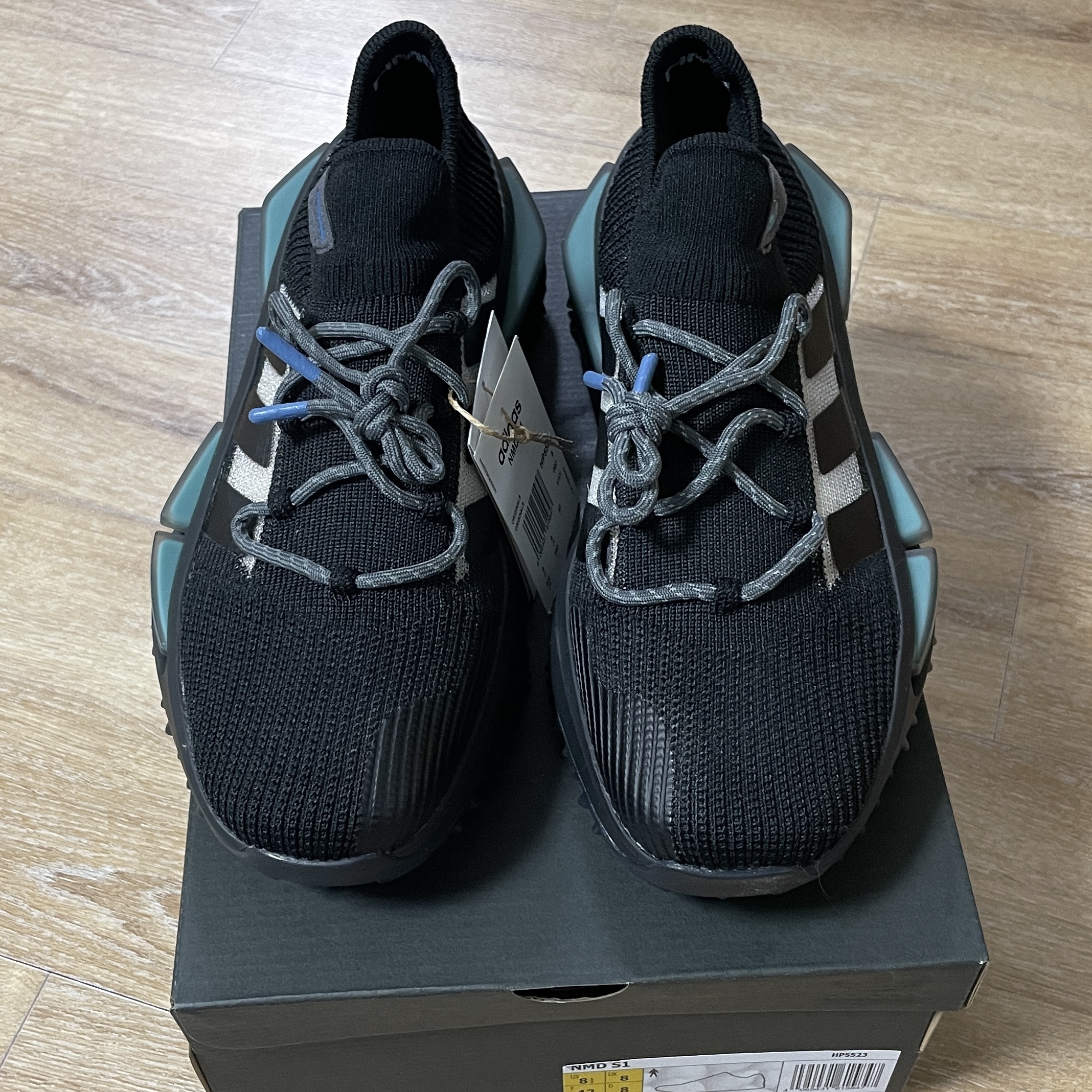 Adidas NMD S1 Core Black Altered Blue 착용 스타일 - 3