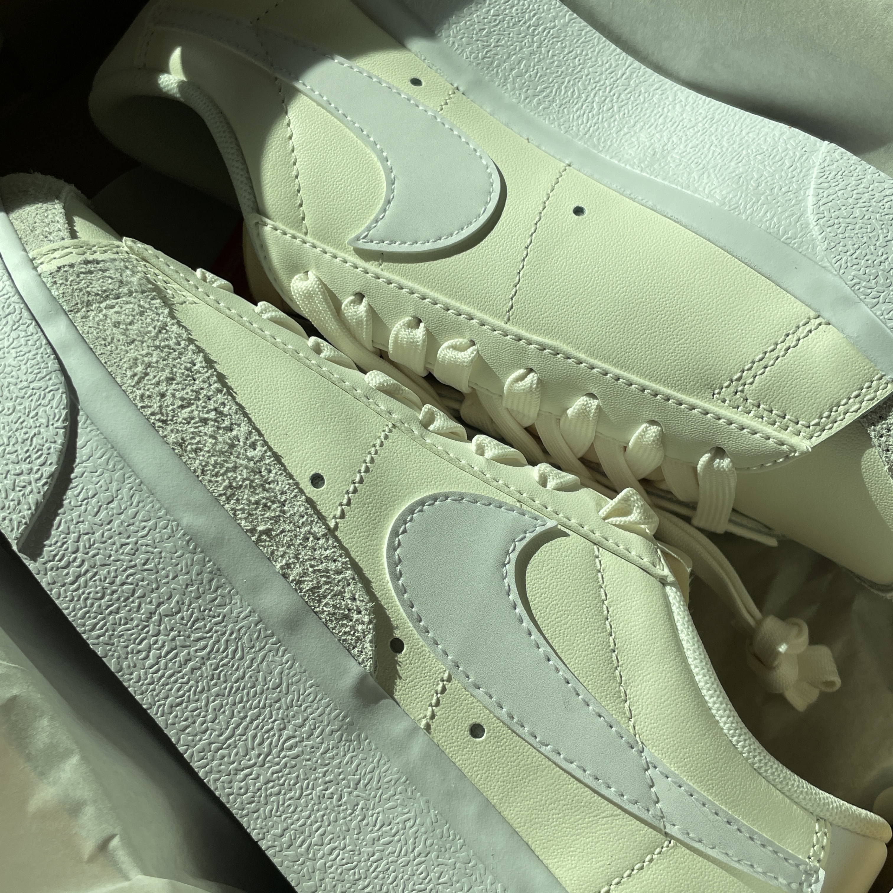 (W) Nike Blazer Low Platform Sail 착용 스타일 - 2