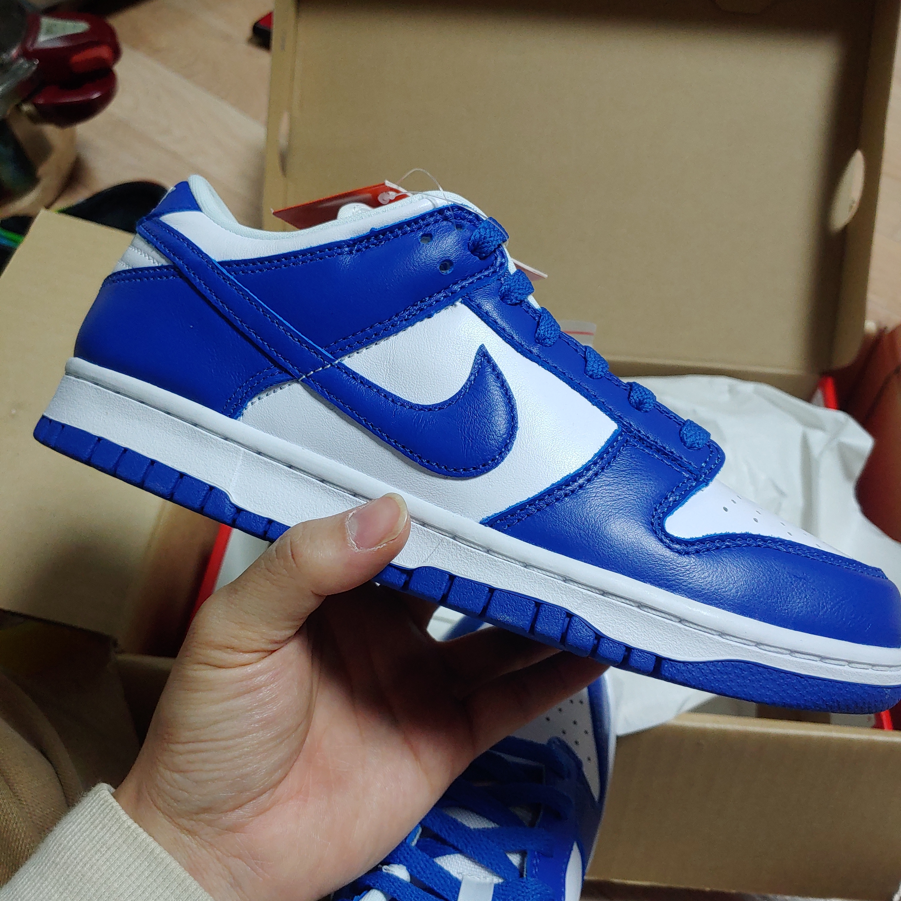 Nike Dunk Low SP Kentucky 2022 착용 스타일
