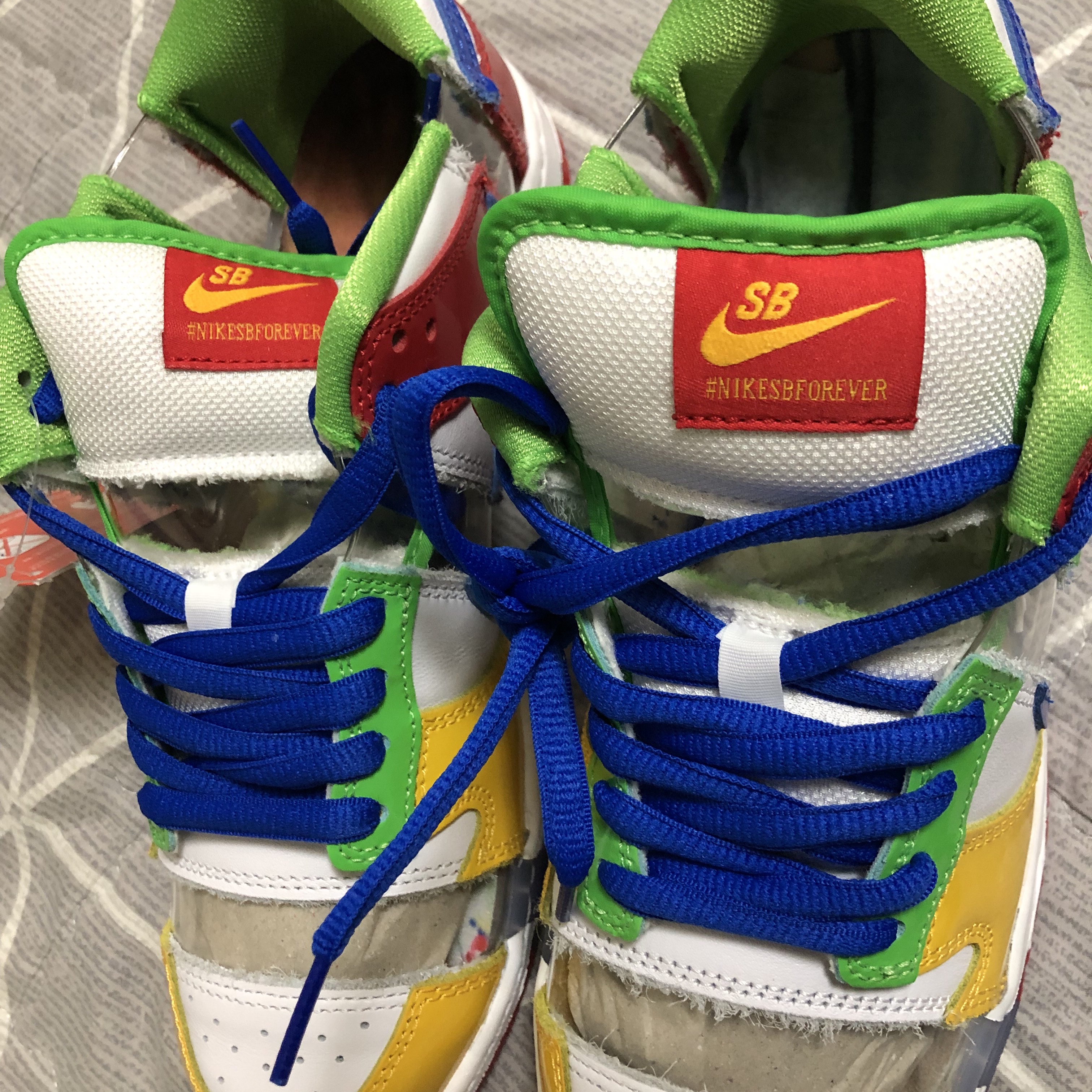 Nike SB Dunk Low Sandy 착용 스타일