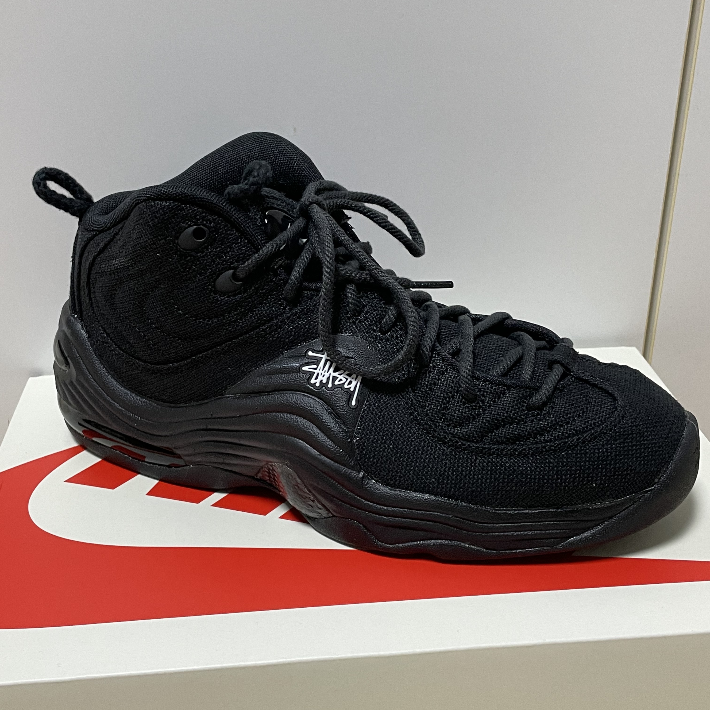Nike x Stussy Air Penny II Black 착용 스타일 - 2