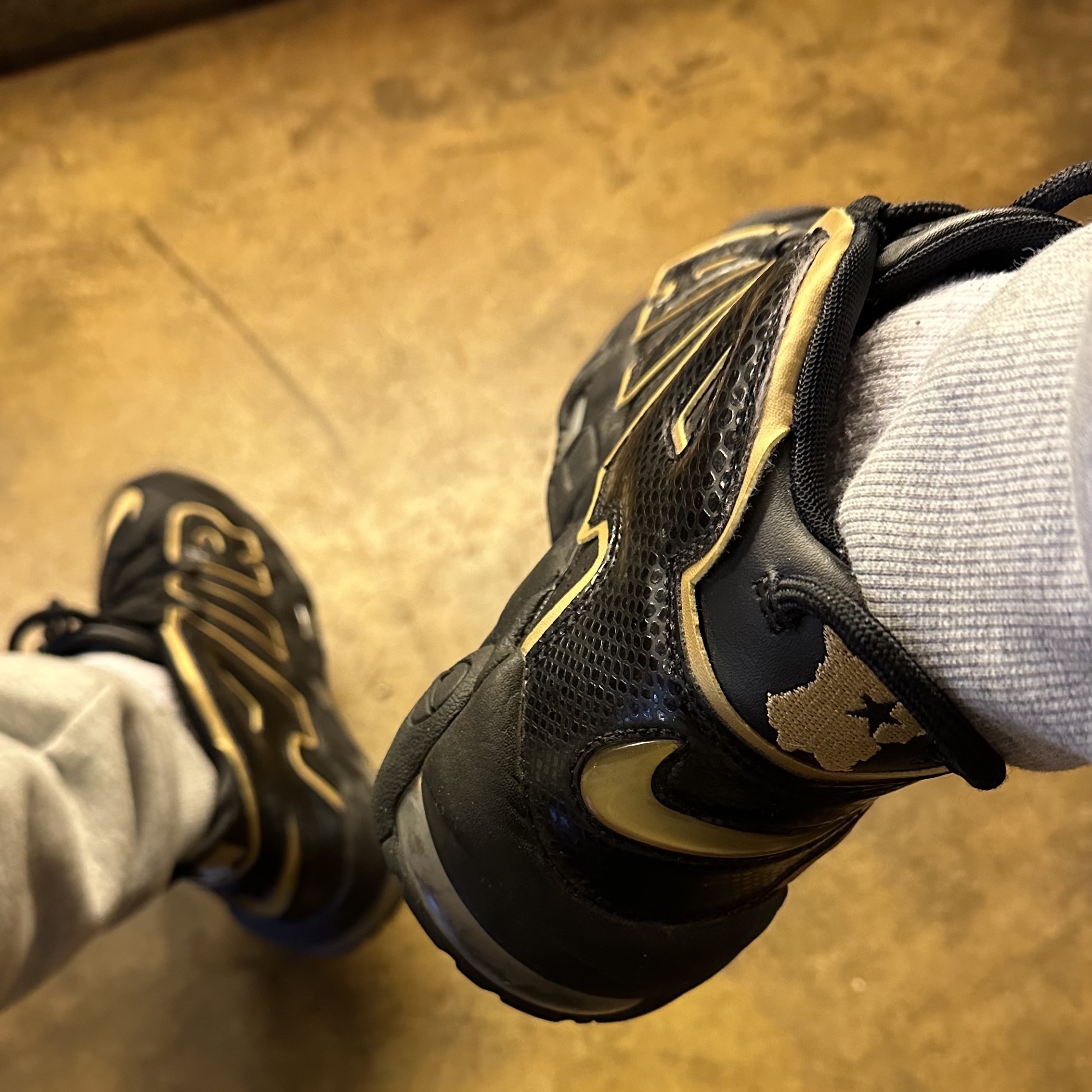 Nike Air More Uptempo 96 France 착용 스타일 - 2