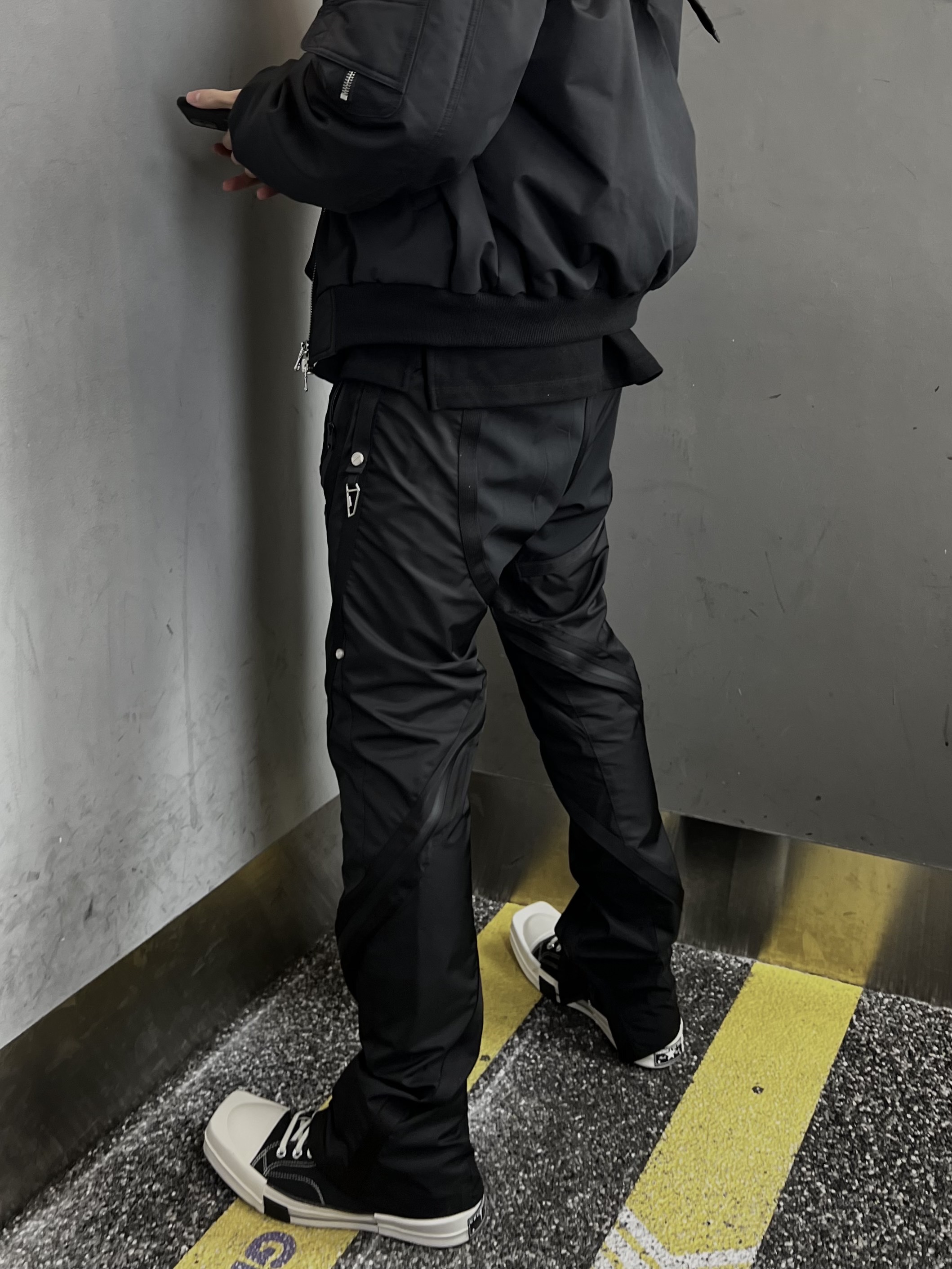 Converse x Drkshdw Turbodrk Chuck 70 Hi Black, Undermycar Ababell Multi Flap Oversized Bomber Beluga - 22SS 착용 스타일 - 2