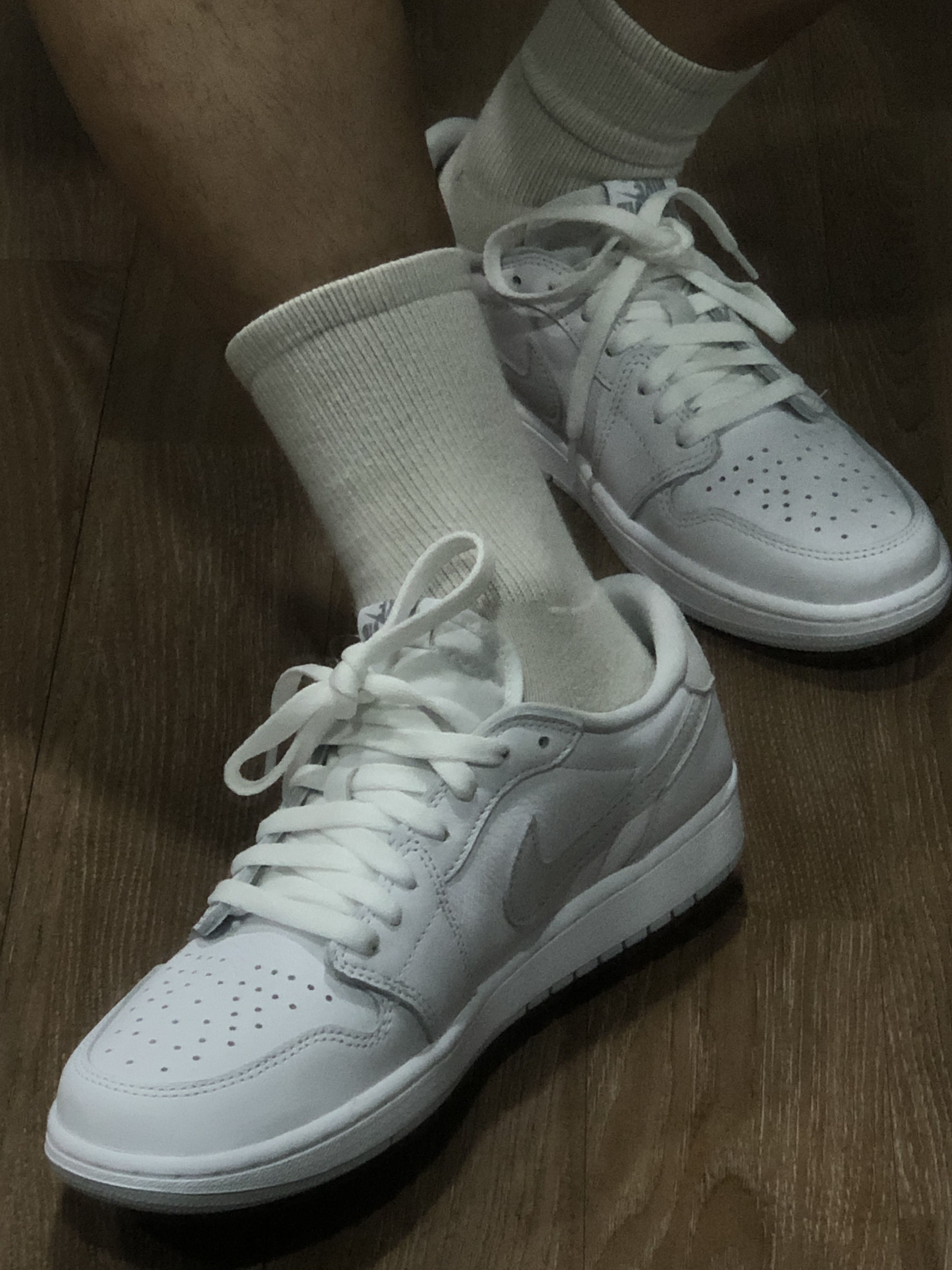 Jordan 1 Low OG Neutral Grey, Nike NSW Woven Shorts Black - Asia 착용 스타일 - 3