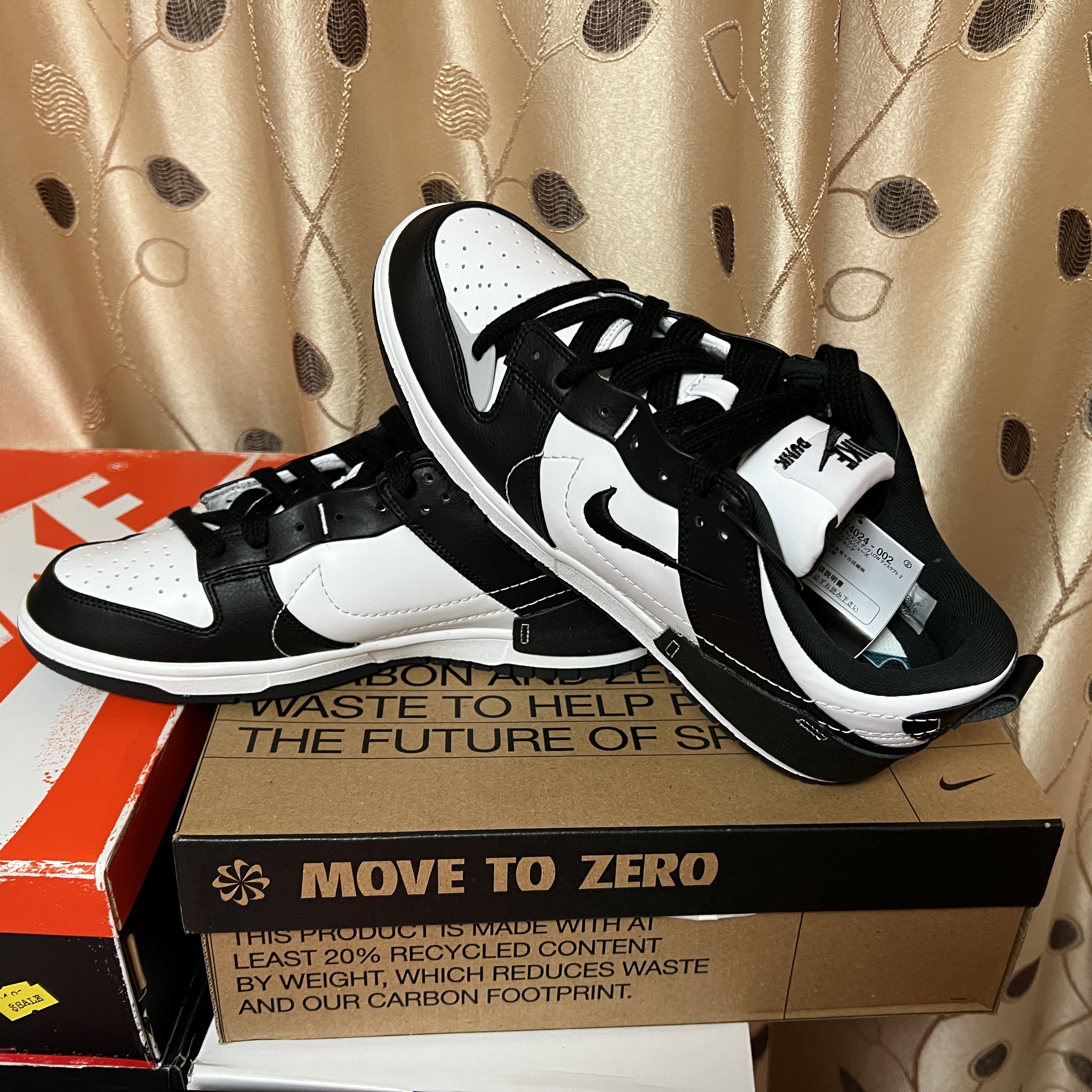 (W) Nike Dunk Low Disrupt 2 Black White 착용 스타일