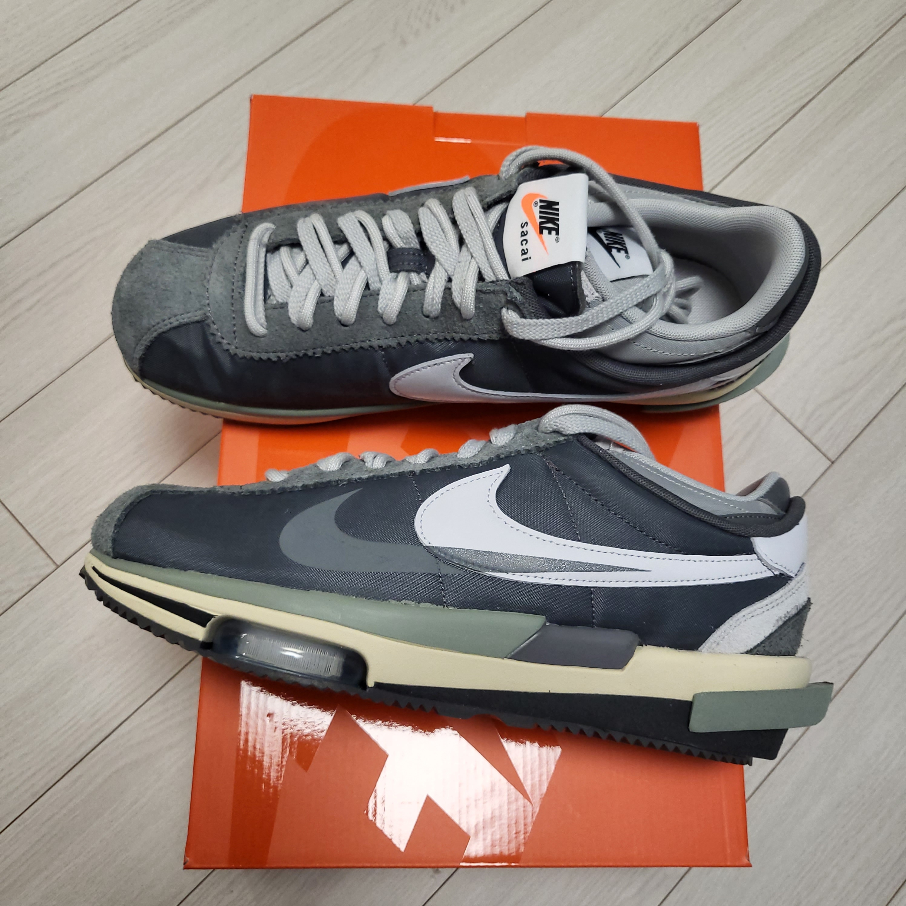 Nike x Sacai Zoom Cortez SP Iron Grey 착용 스타일