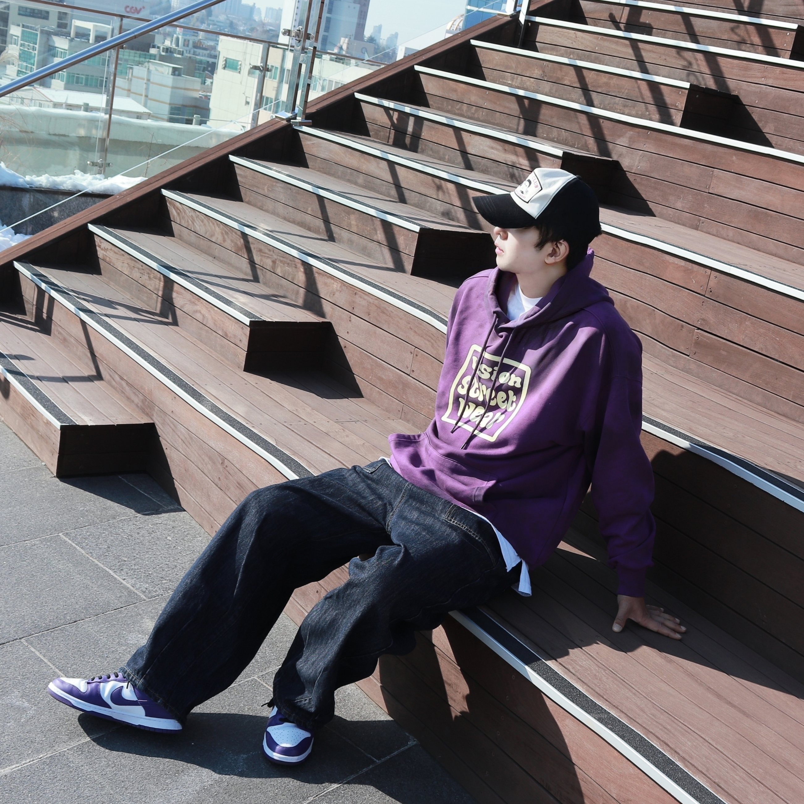 Nike Dunk Low Retro Championship Court Purple 착용 스타일 - 2
