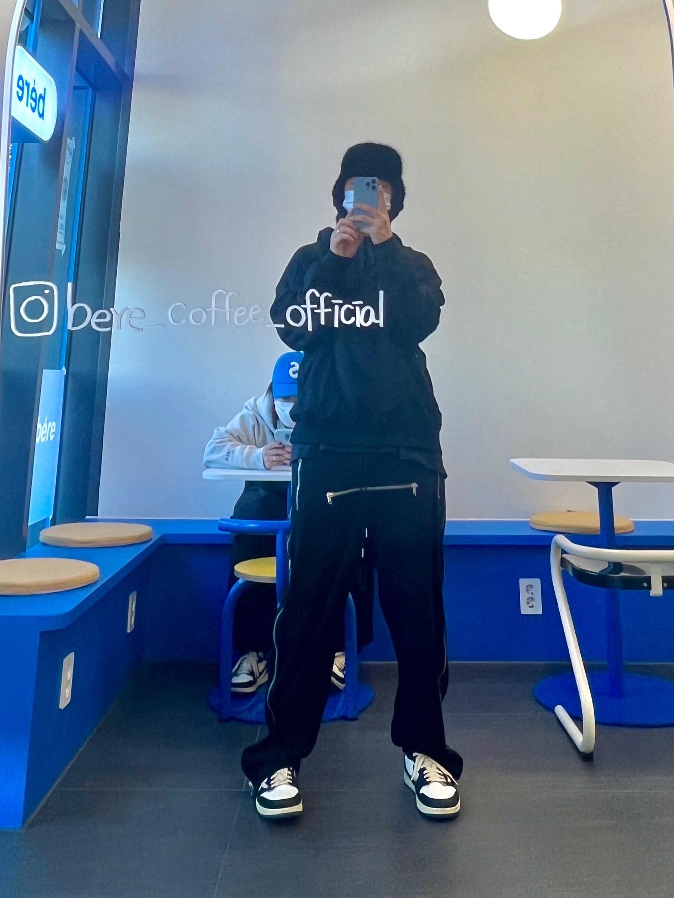 Jordan 1 x Travis Scott x Fragment Retro Low OG SP Military Blue, Supreme Script Logos Trooper Black - 20FW 착용 스타일 - 3