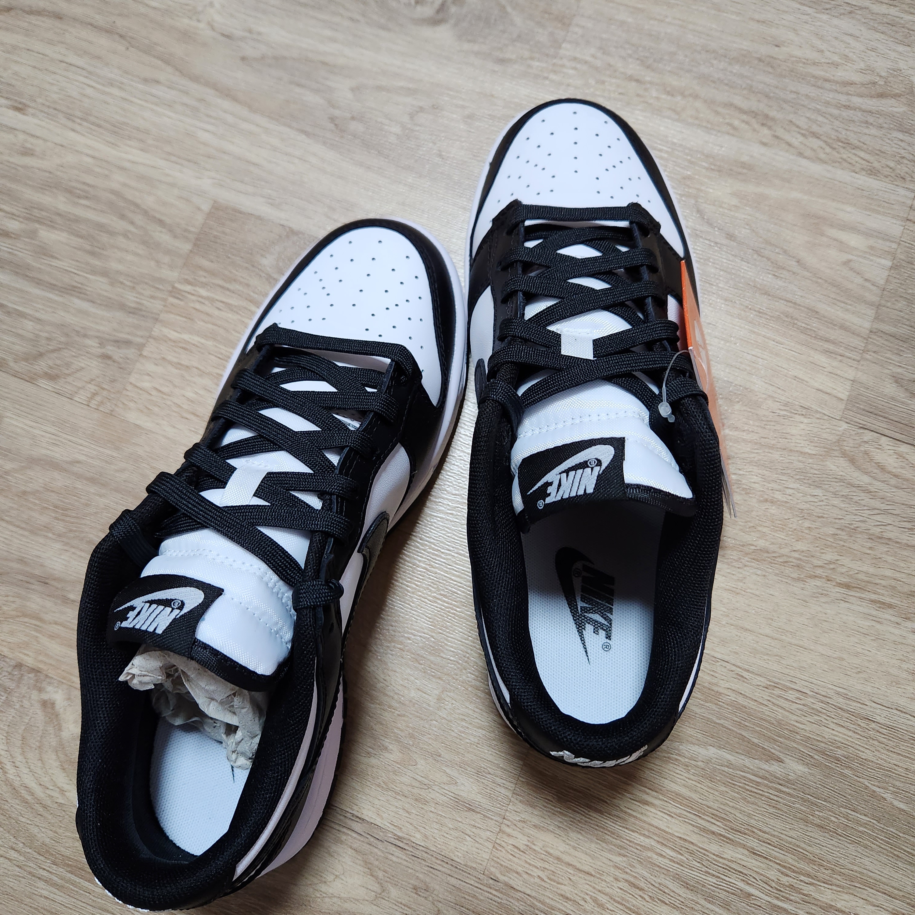 Nike Dunk Low Retro Black 착용 스타일