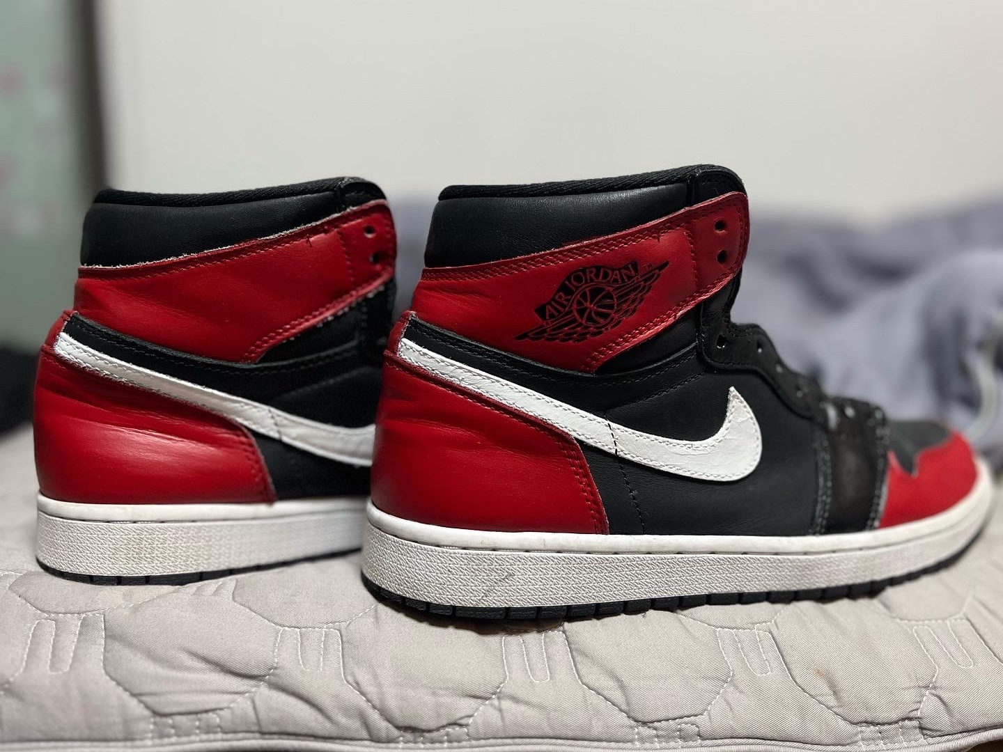 Jordan 1 Retro High OG Shadow 2.0 착용 스타일 - 2