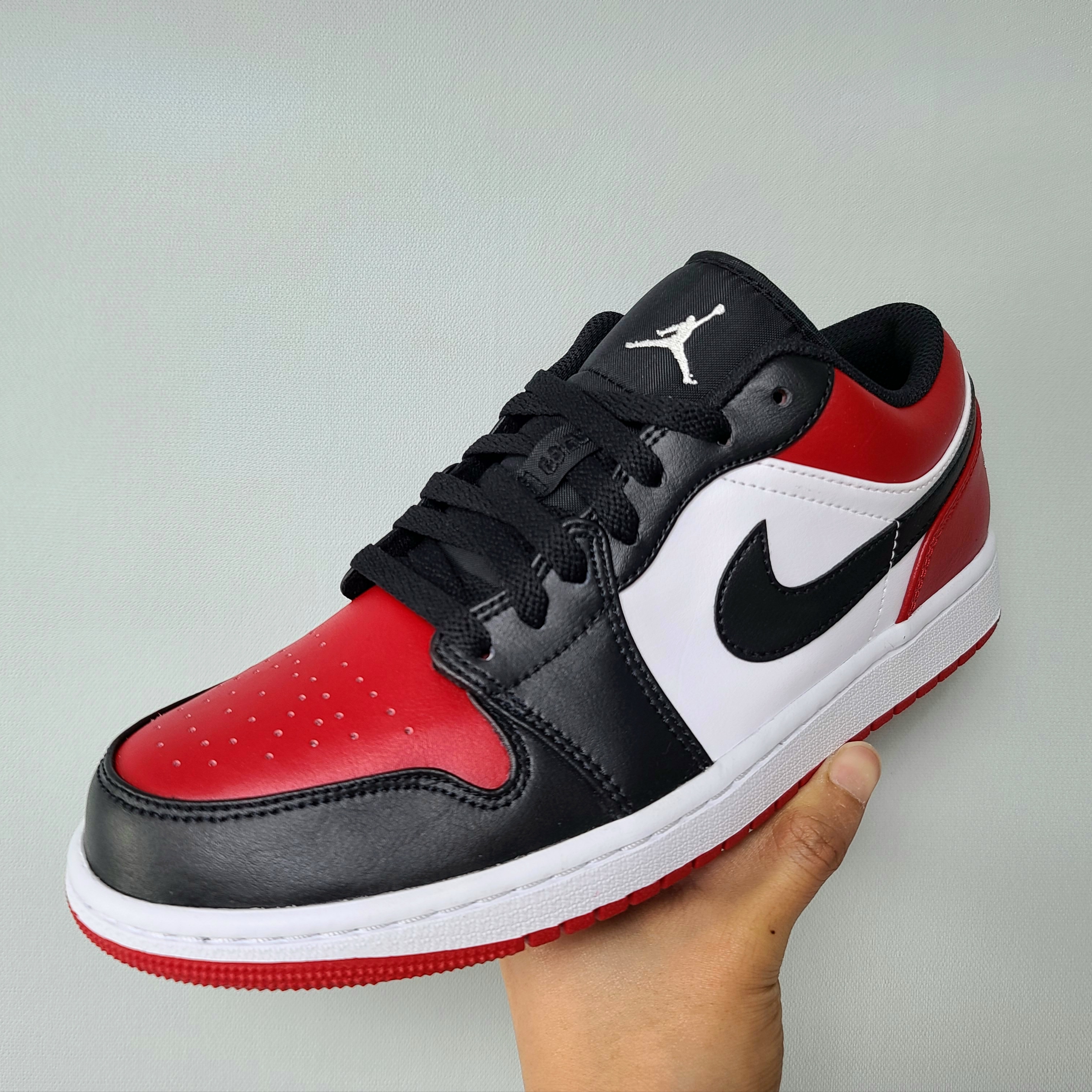 Jordan 1 Low Bred Toe 착용 스타일 - 4