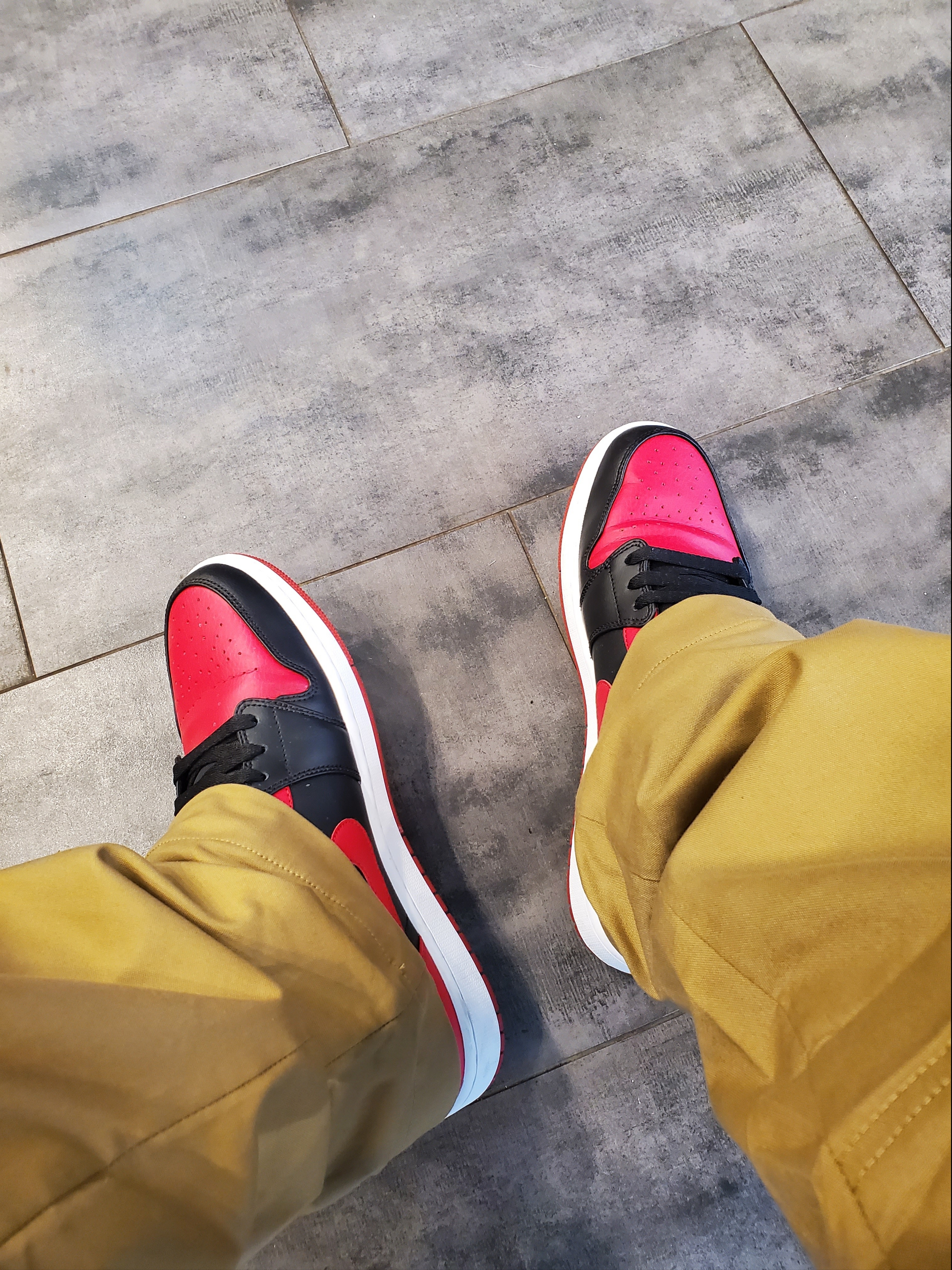 Jordan 1 Mid Bred Banned 2020 착용 스타일 - 2