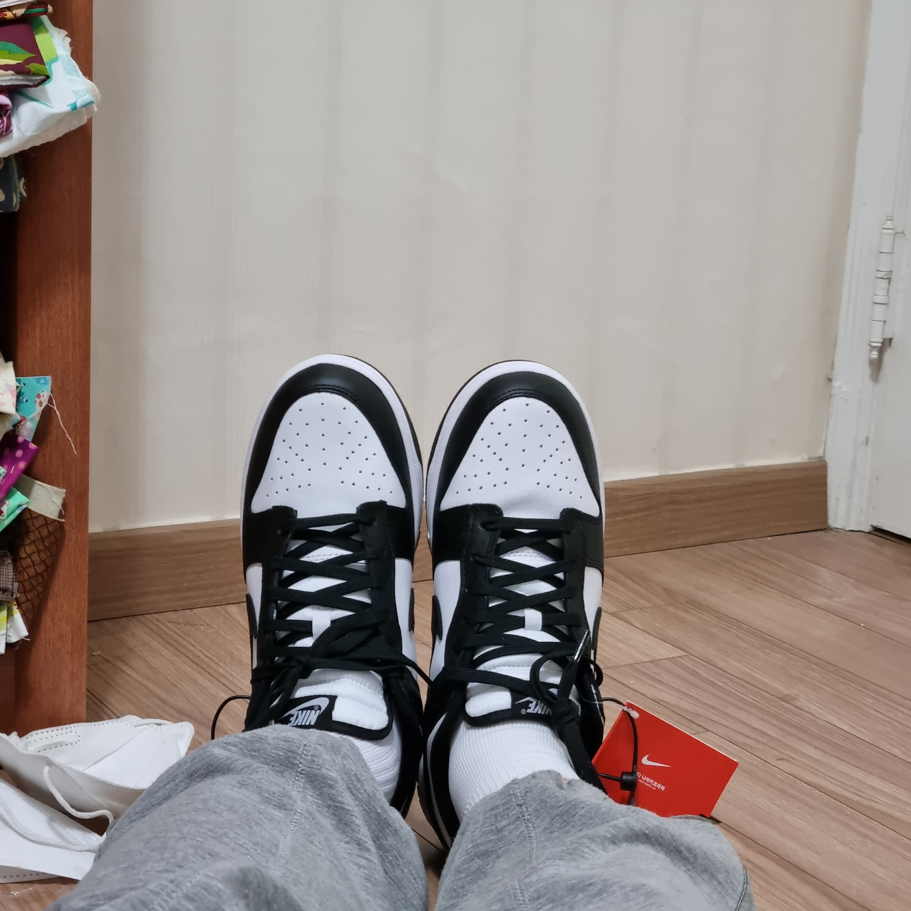 Nike Dunk Low Retro Black 착용 스타일