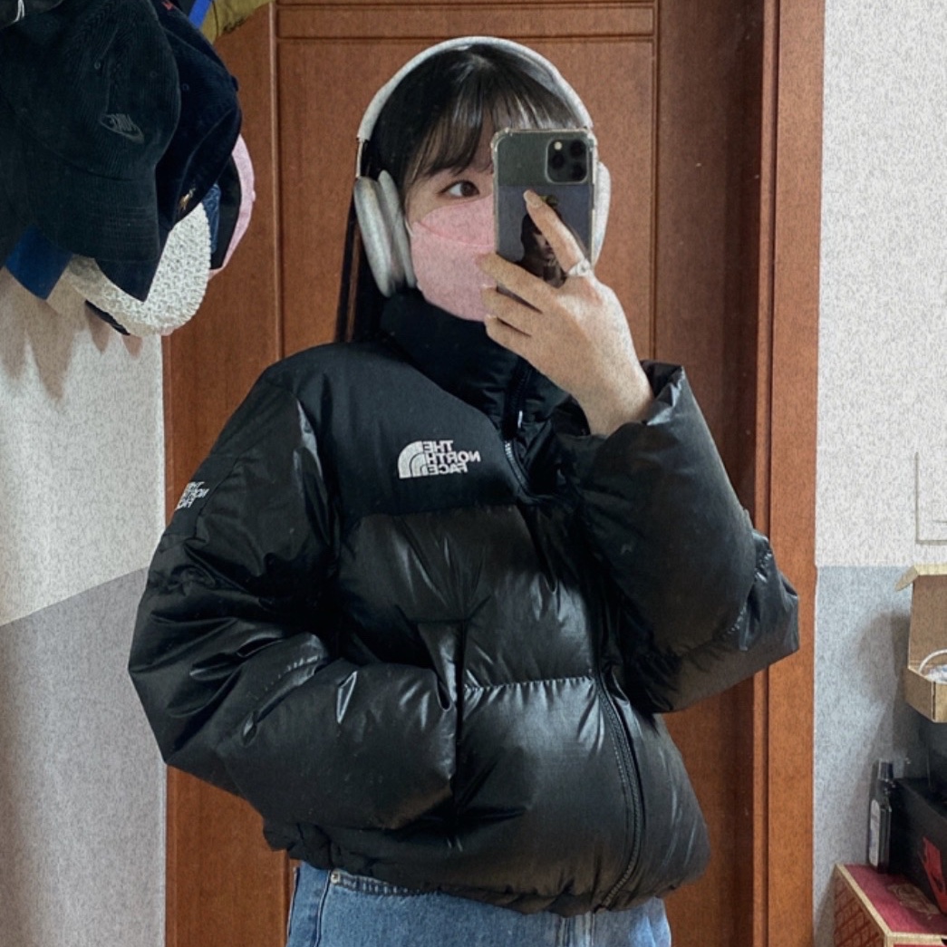 (W) The North Face White Label Novelty Nuptse Down Jacket Black, Apple AirPods Max Lightning Silver (Korean Ver.) 착용 스타일 - 1