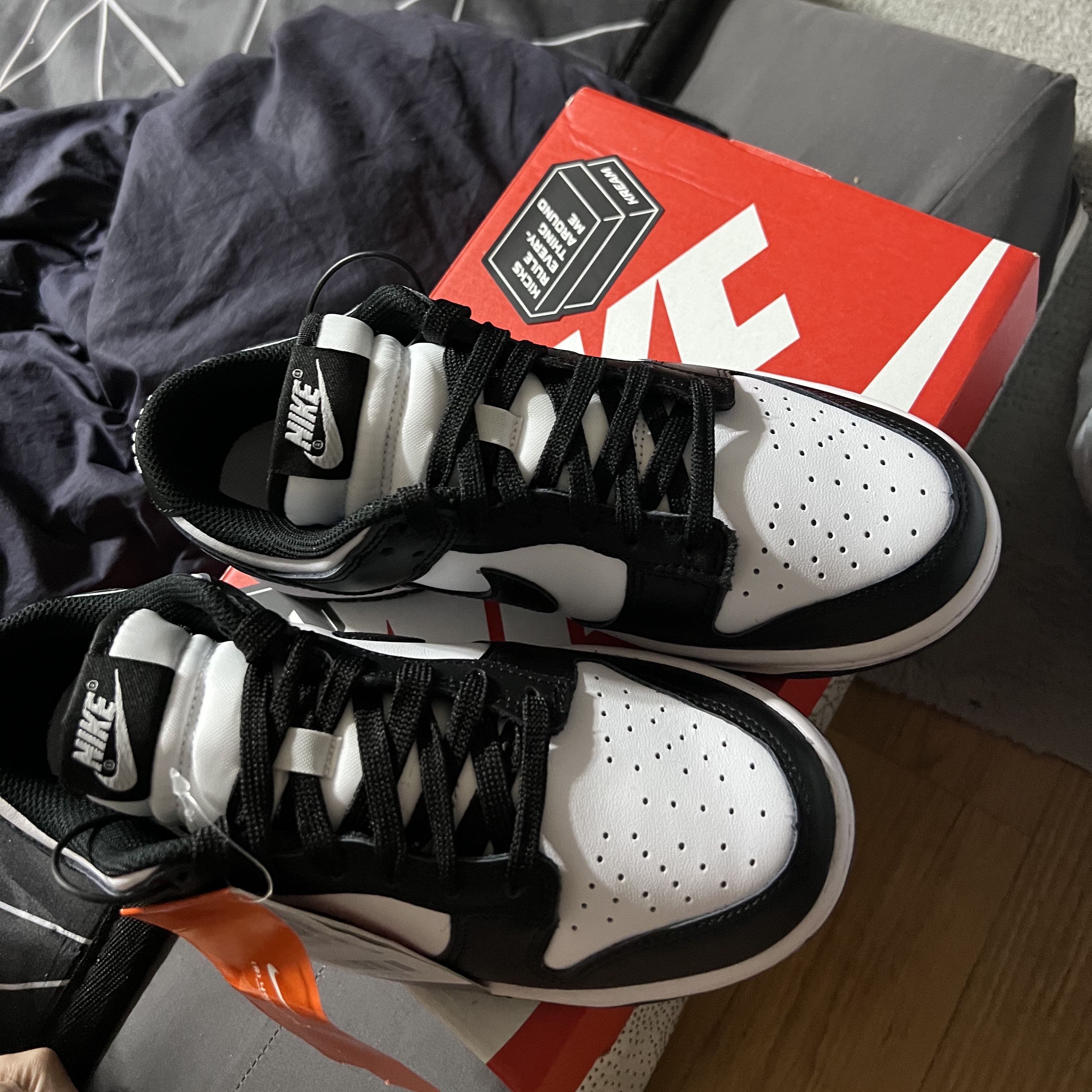 (W) Nike Dunk Low Black 착용 스타일
