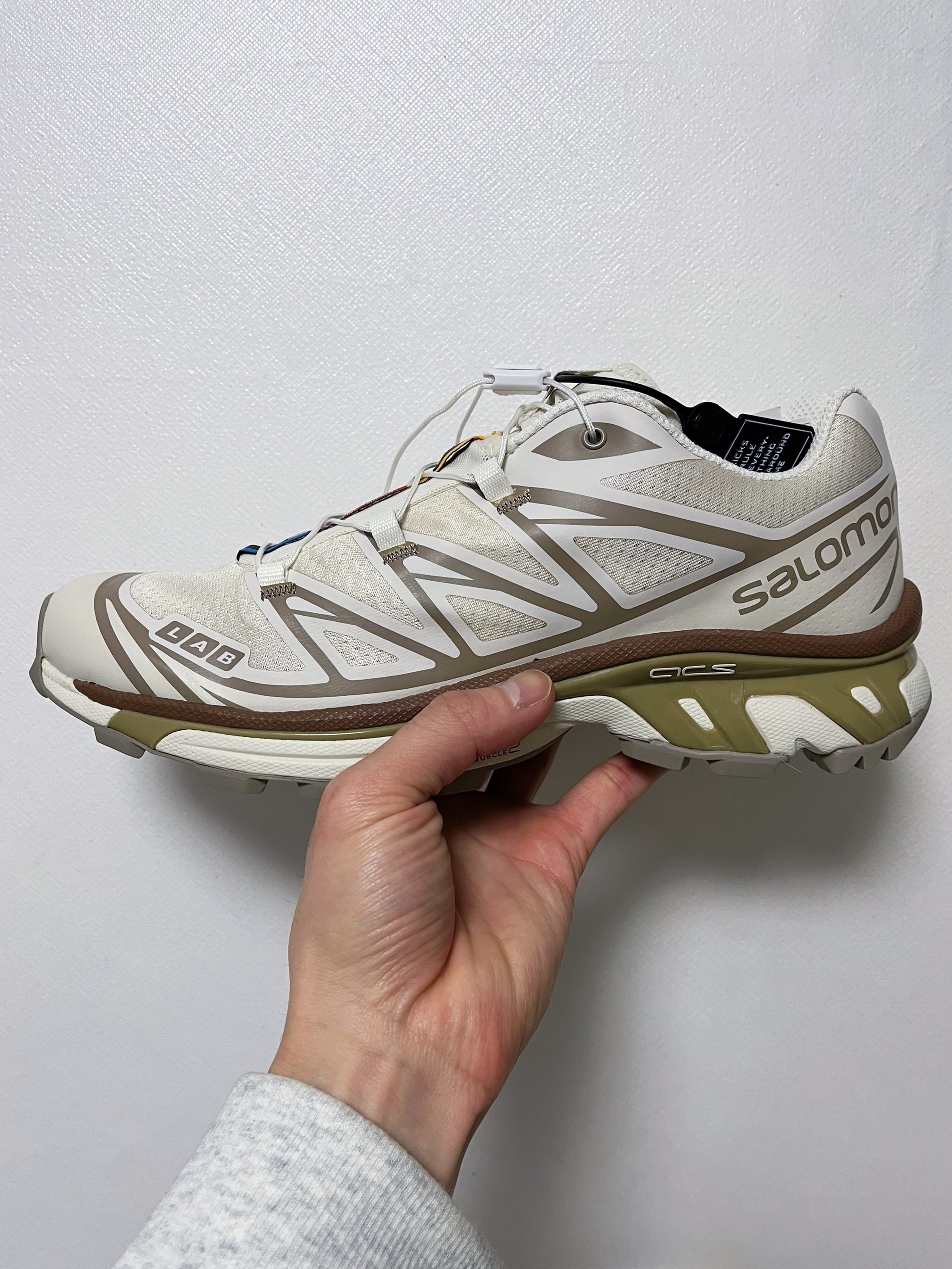 Salomon XT-6 Turtledove 착용 스타일