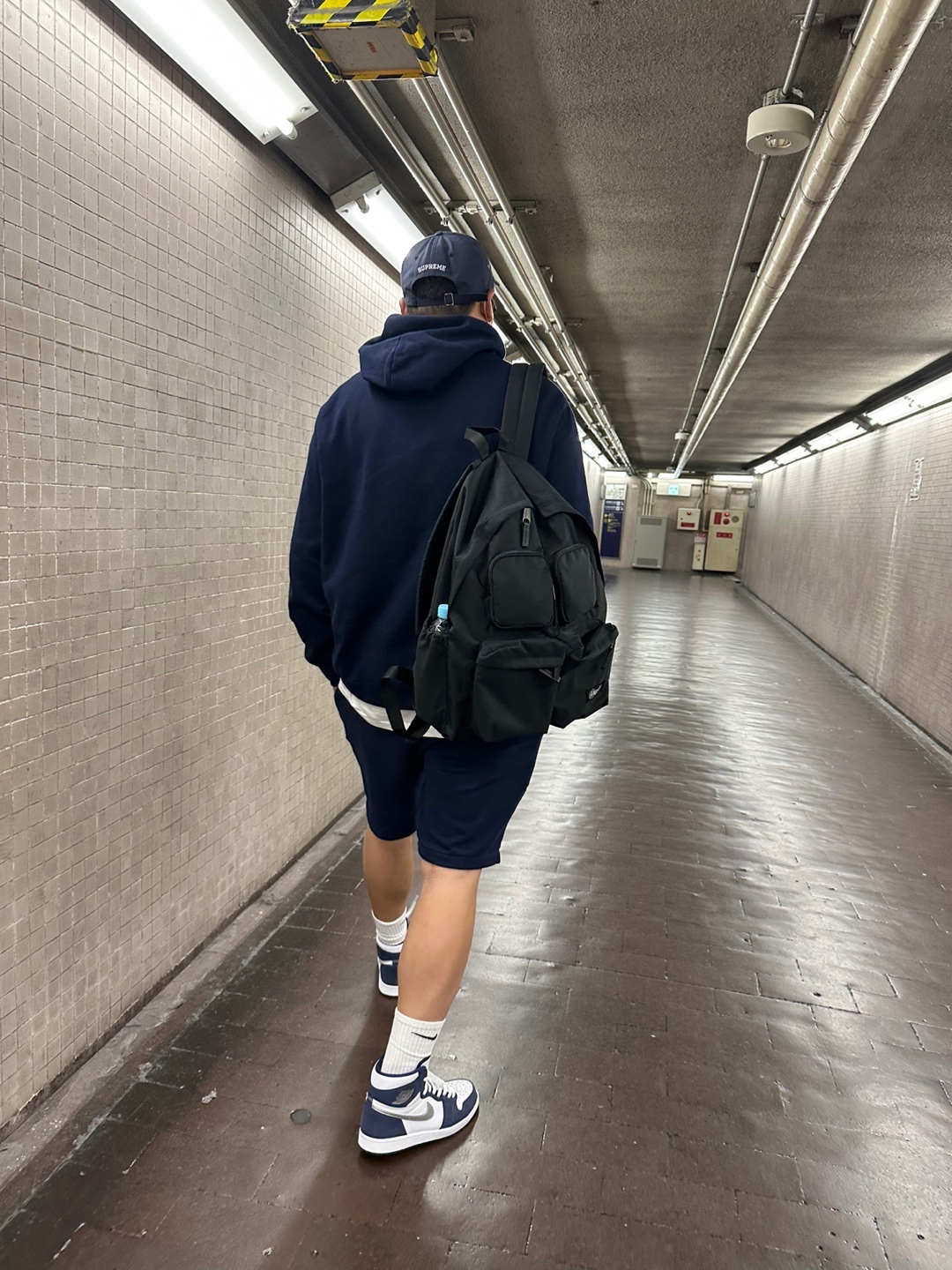 Jordan 1 Retro High OG CO.JP Midnight Navy 착용 스타일