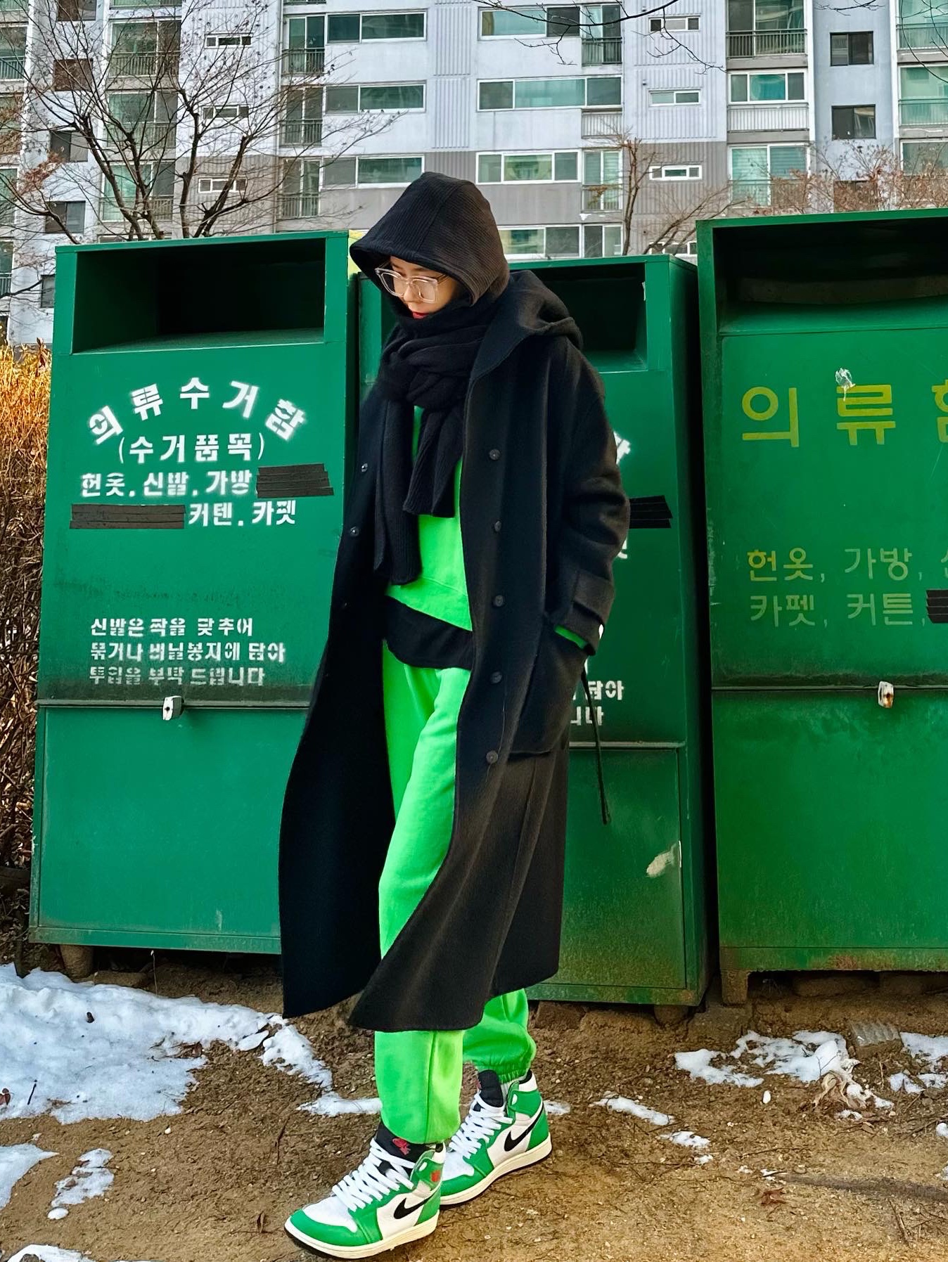(W) Jordan 1 Retro High OG Lucky Green 착용 스타일 - 3