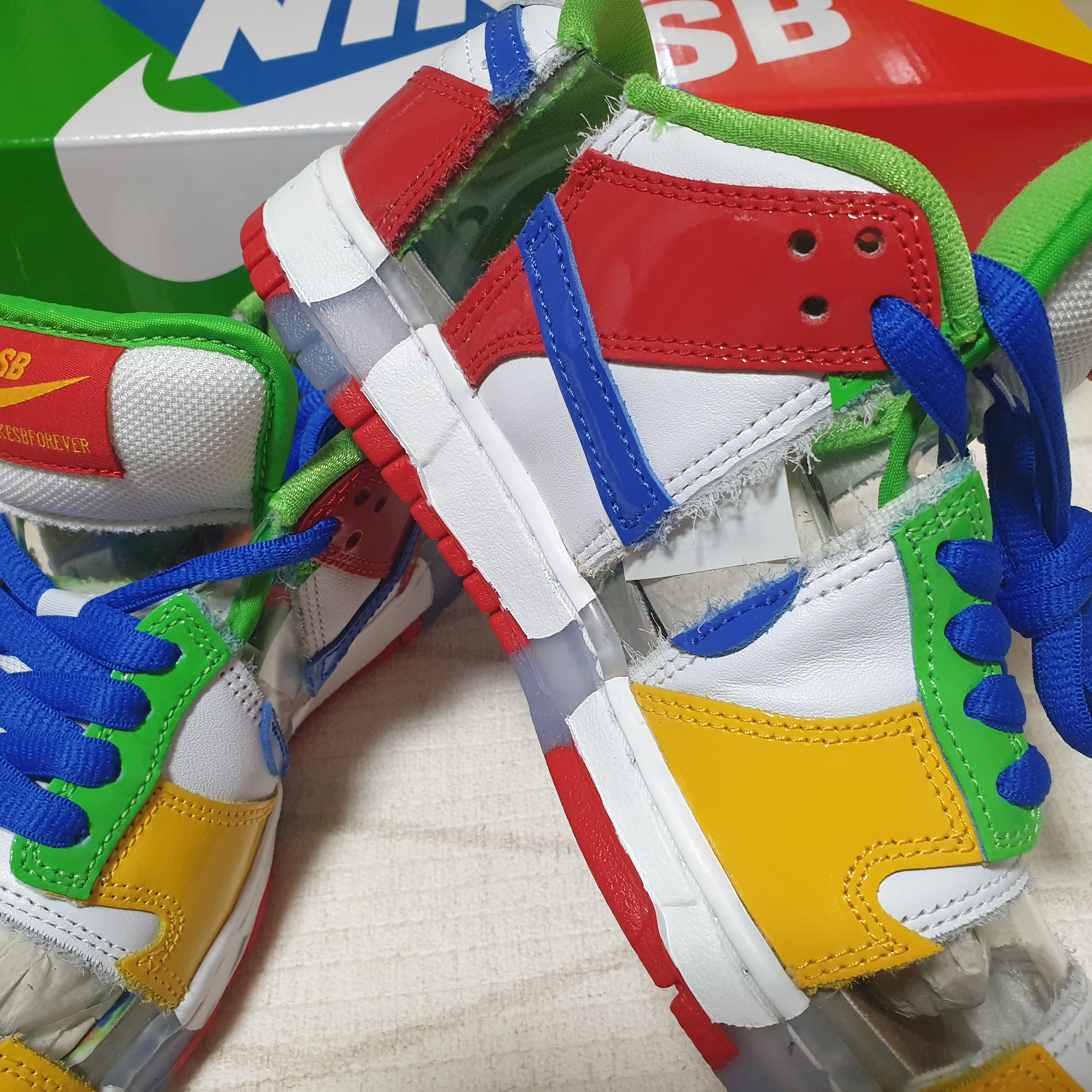 Nike SB Dunk Low Sandy 착용 스타일