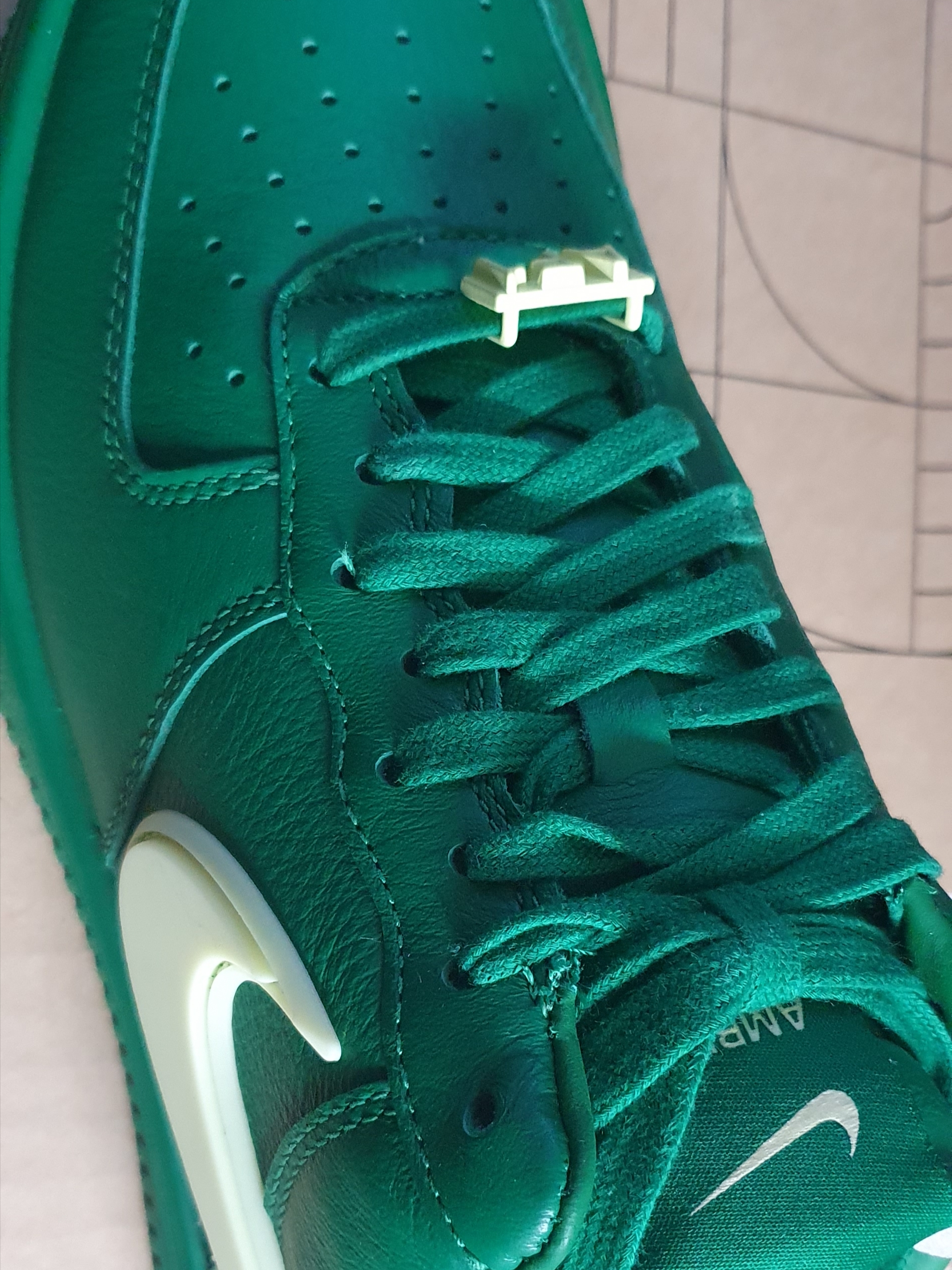 Nike x Ambush Air Force 1 Low SP Pine Green and Citron 착용 스타일