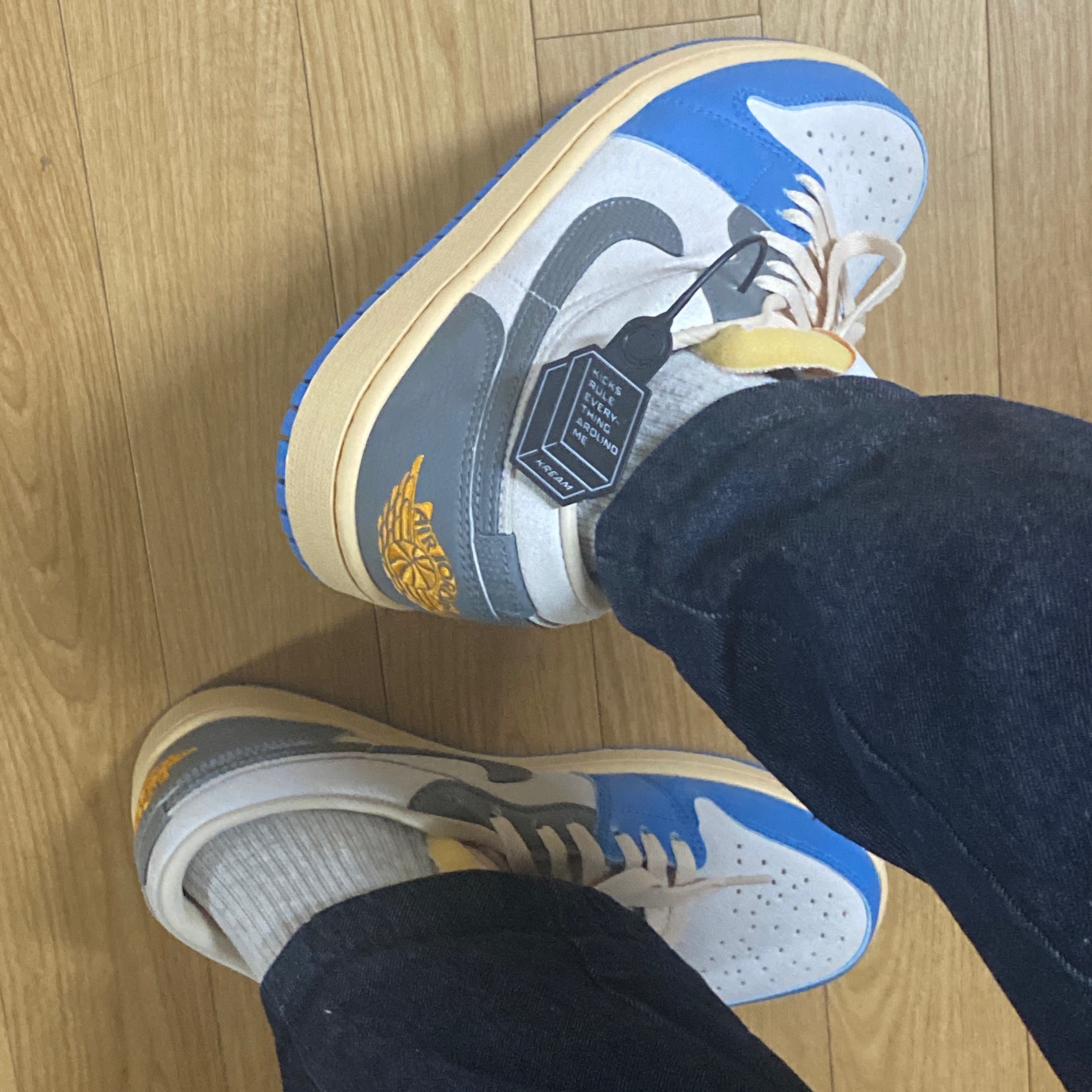 Jordan 1 Low SE Tokyo 96 착용 스타일 - 5