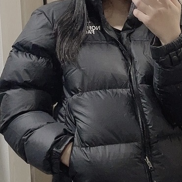 (W) The North Face 1996 Eco Nuptse Jacket Black 착용 스타일 - 2