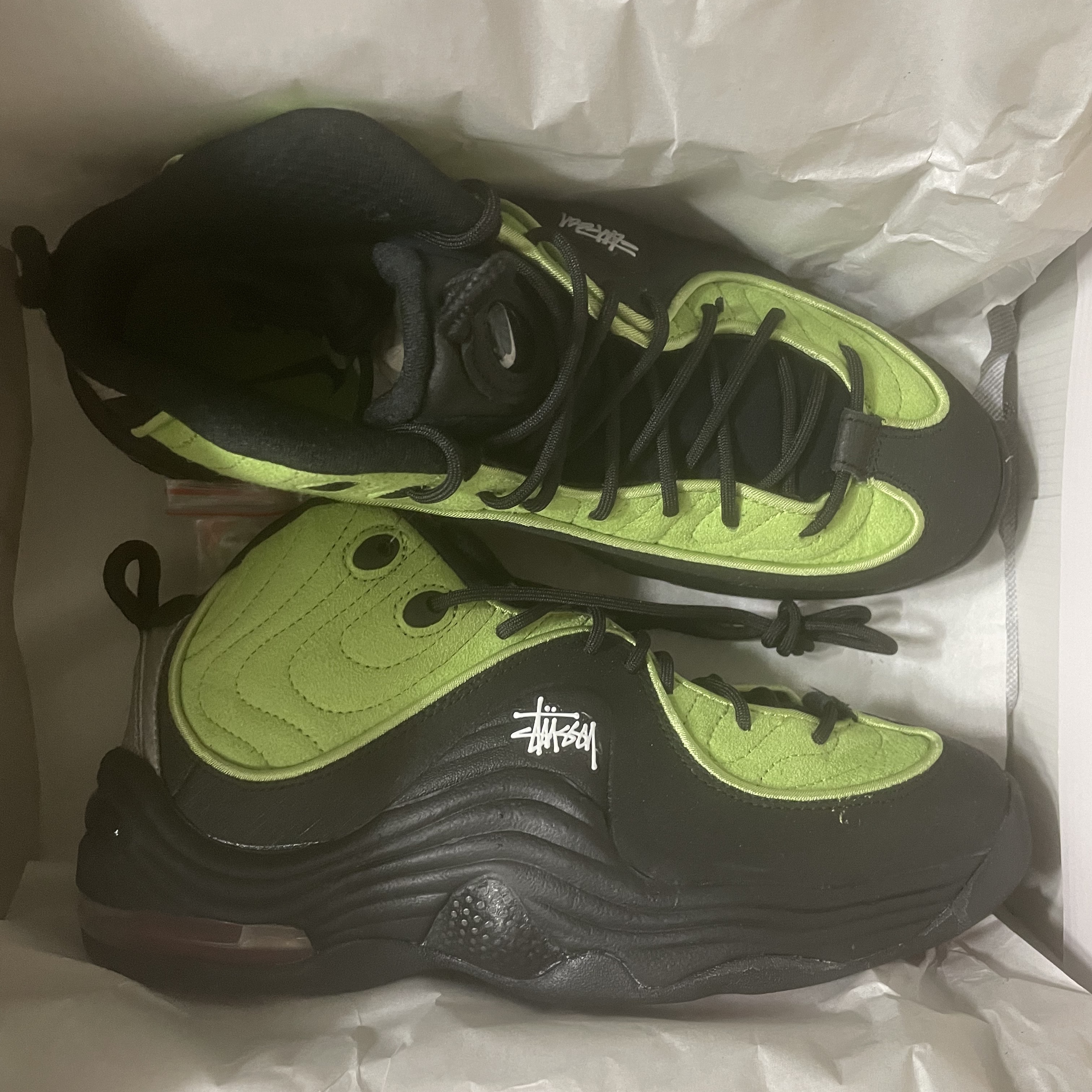 Nike x Stussy Air Penny II Vivid Green and Black 착용 스타일 - 3