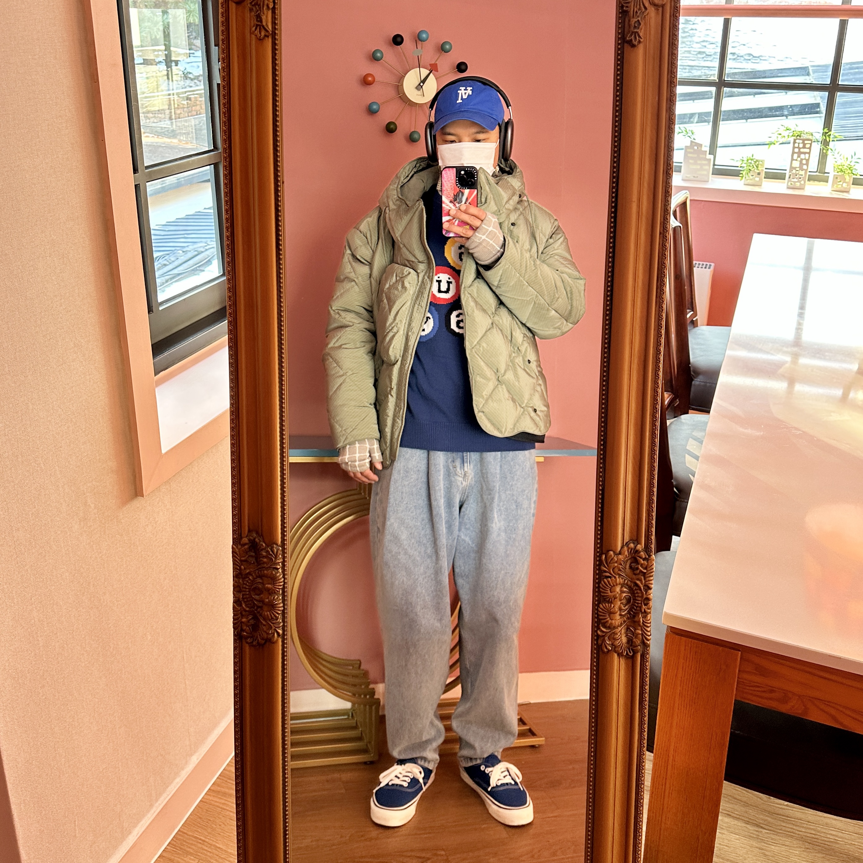 Stussy Billiard Sweater Navy, Vans Authentic 44 DX Anaheim Factory Dress Blues 착용 스타일 - 1