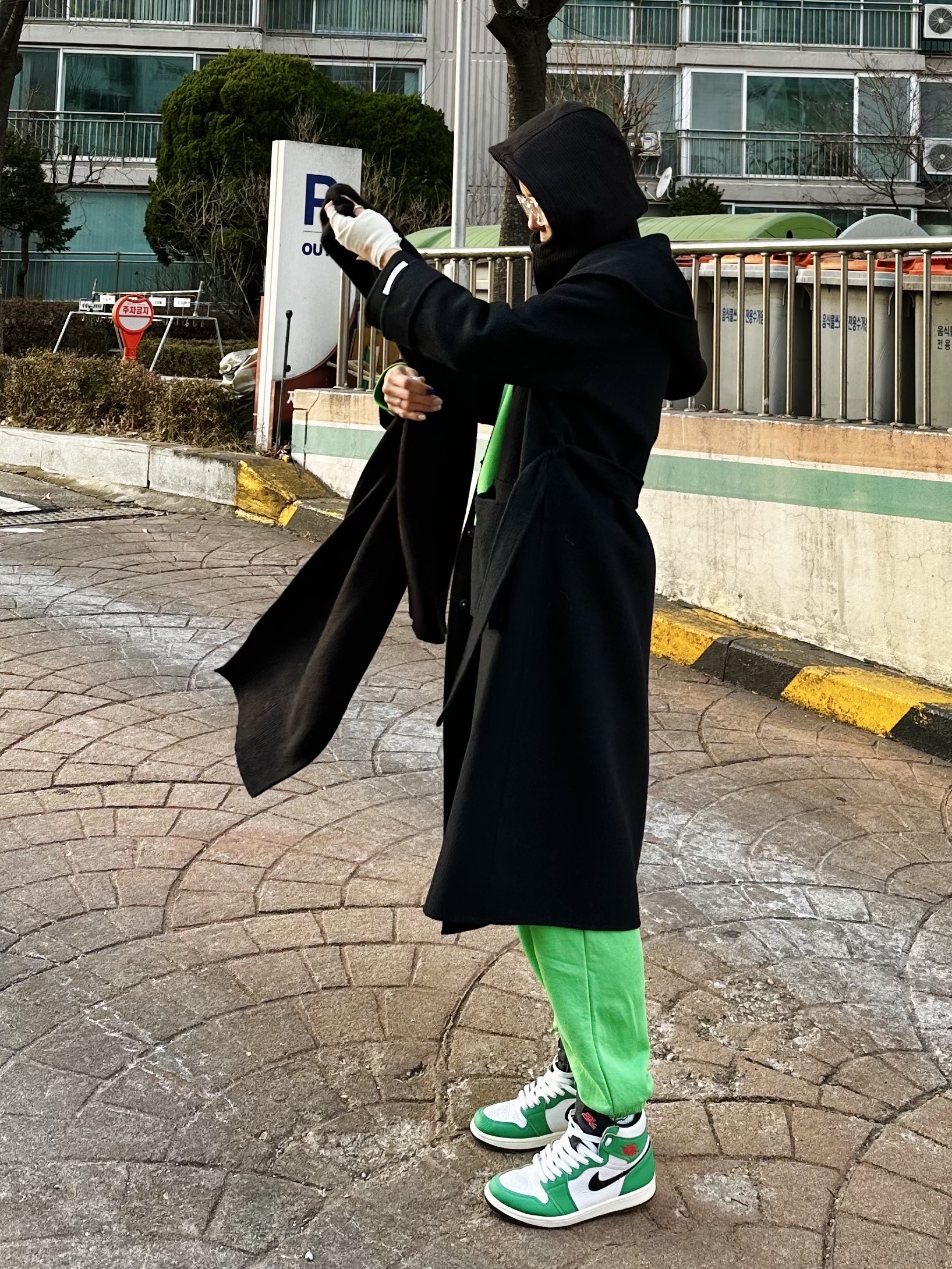 (W) Jordan 1 Retro High OG Lucky Green 착용 스타일 - 4