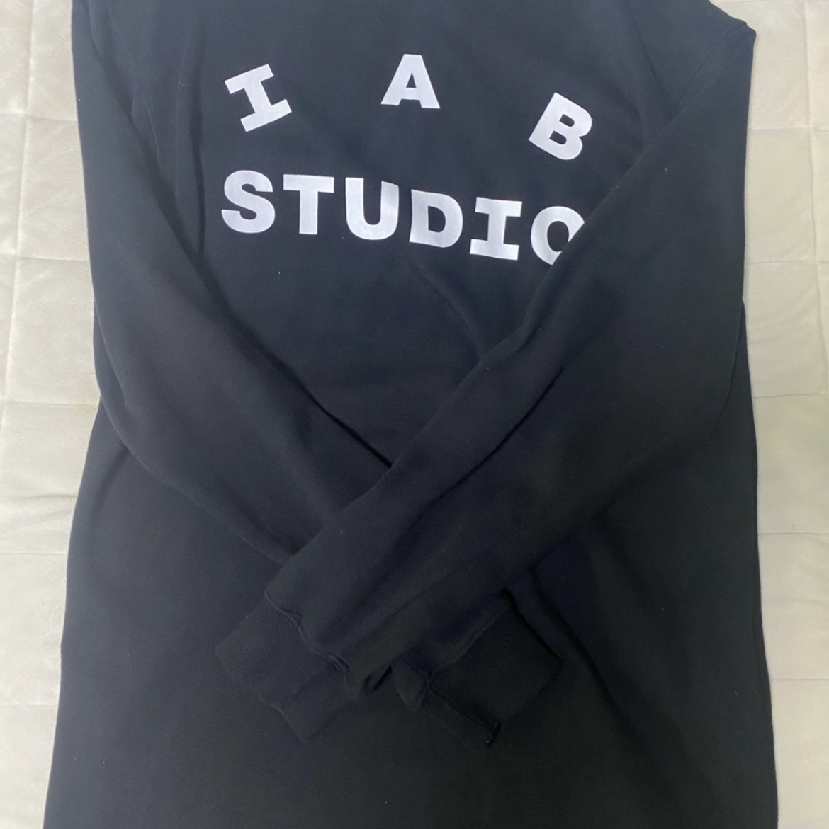 IAB Studio Long Sleeve Black for Worksout 착용 스타일