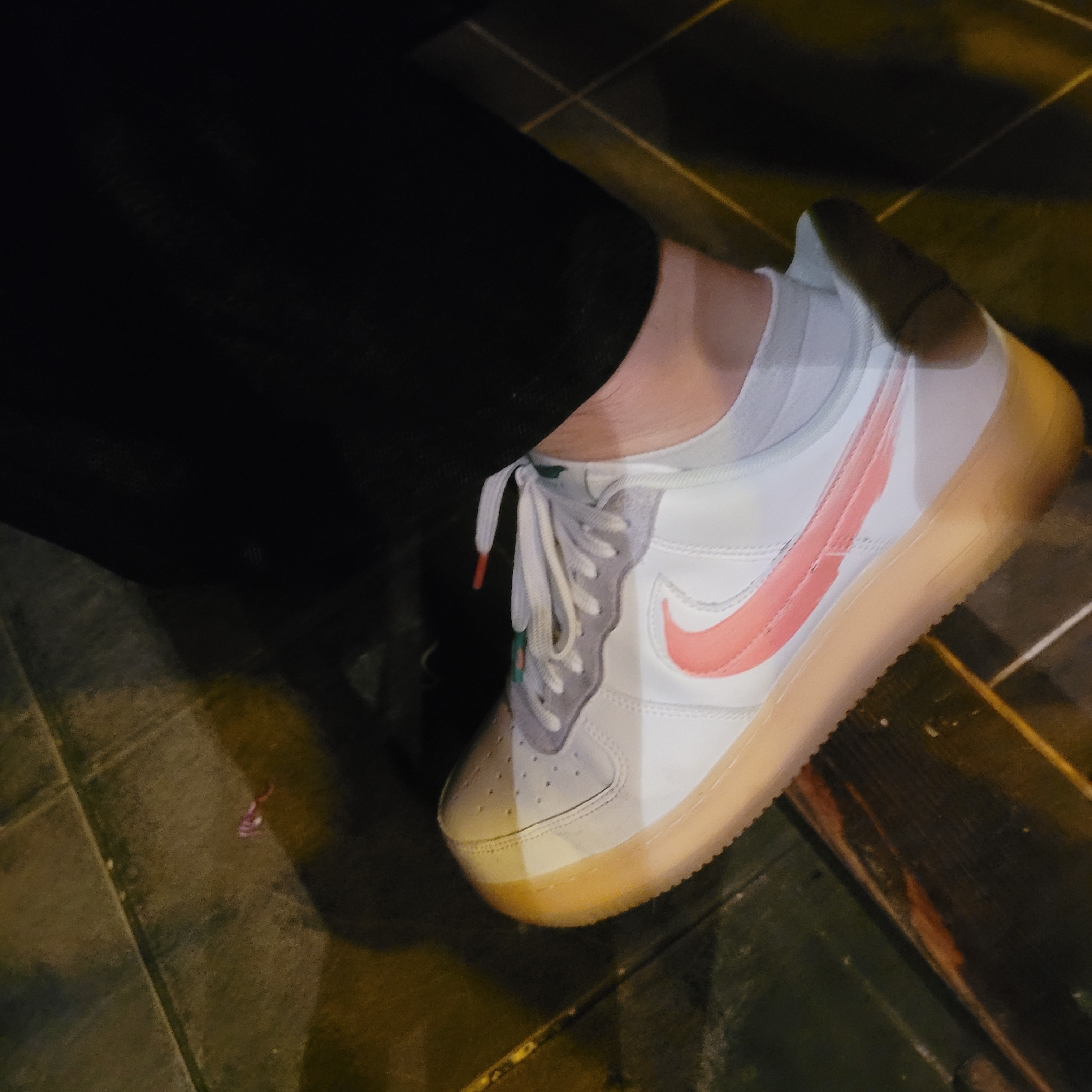 Nike x Mayumi Yamase Air Force 1 Flyleather Solar Red 착용 스타일